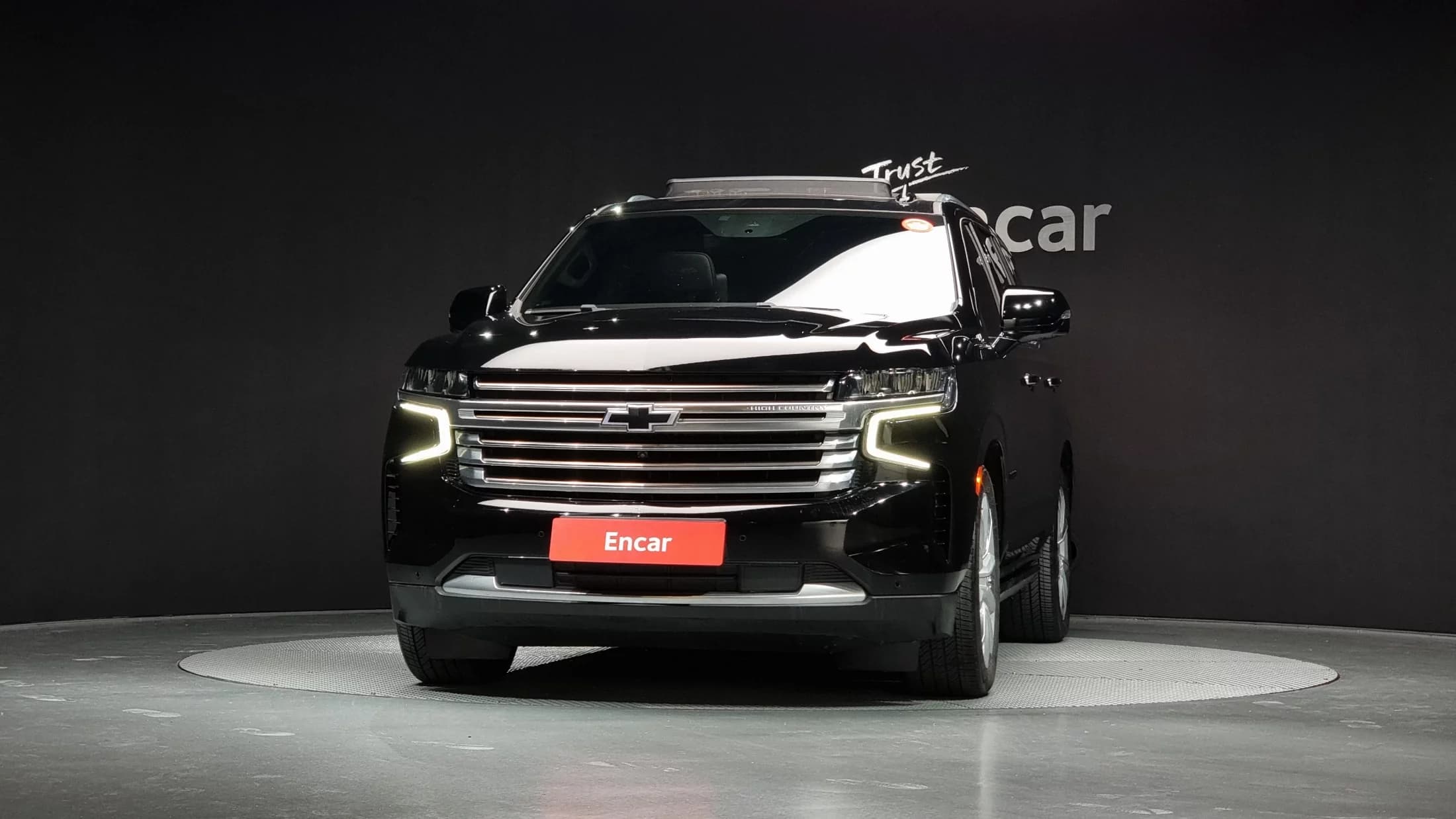 Daewoo Tahoe 6.2 High Country 4WD, 2022 г. 25761 км. — фото 3