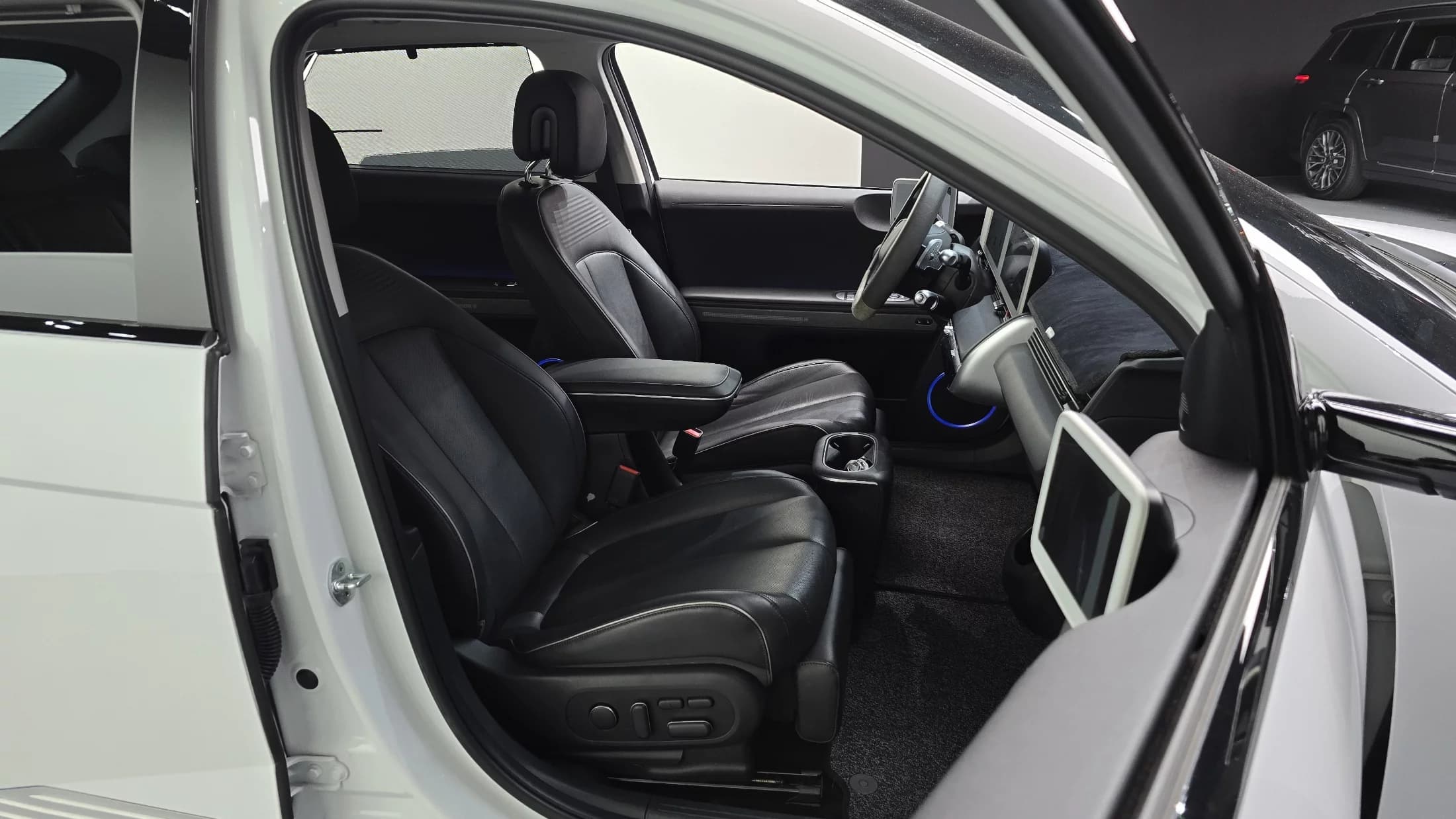 Hyundai Ioniq 5 Standard AWD Prestige, электромобиль, 2022 г. 40256 км. — фото 12