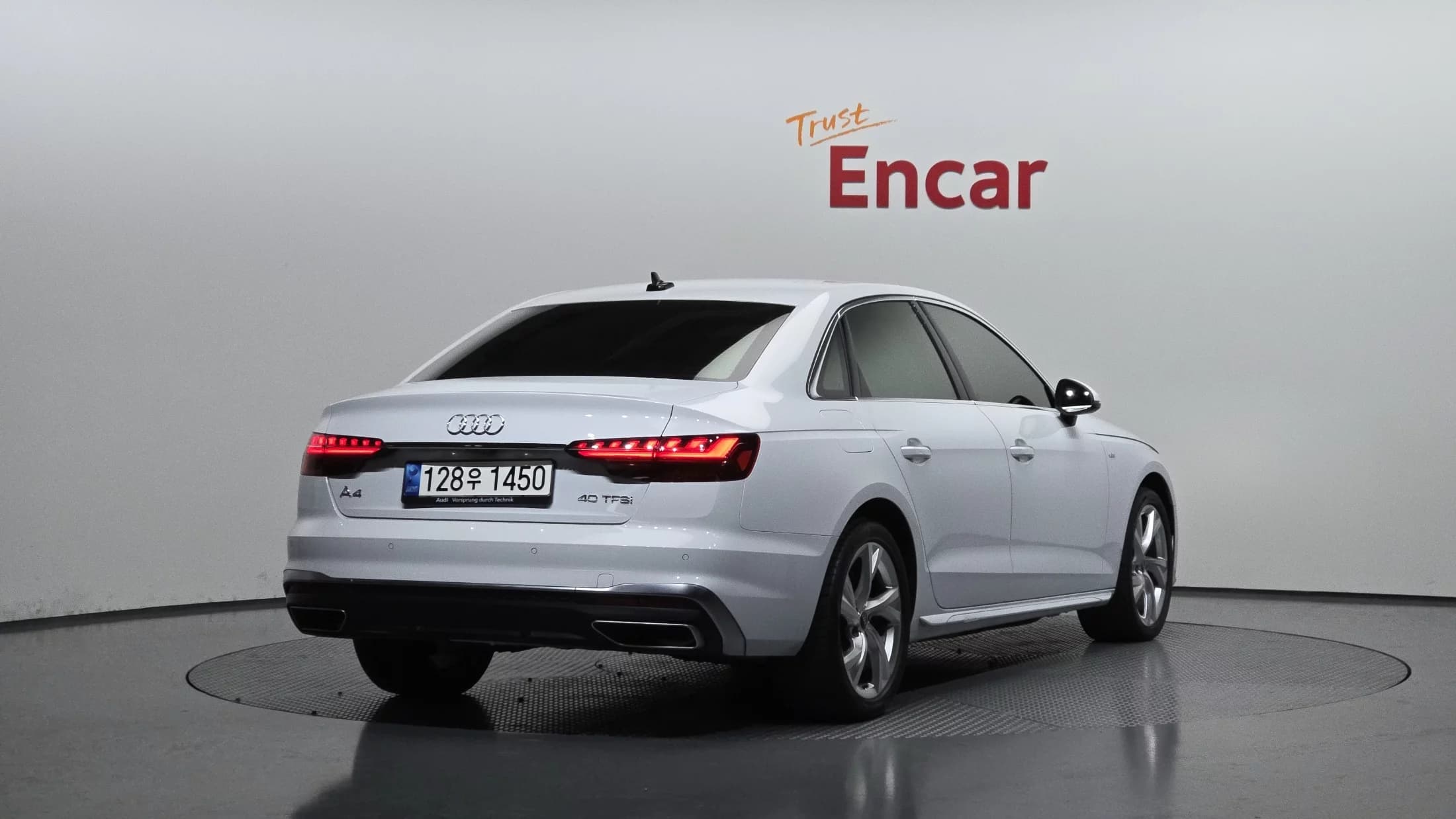 Audi A4 40 TFSI Premium, 2021 г. 31045 км. — фото 2