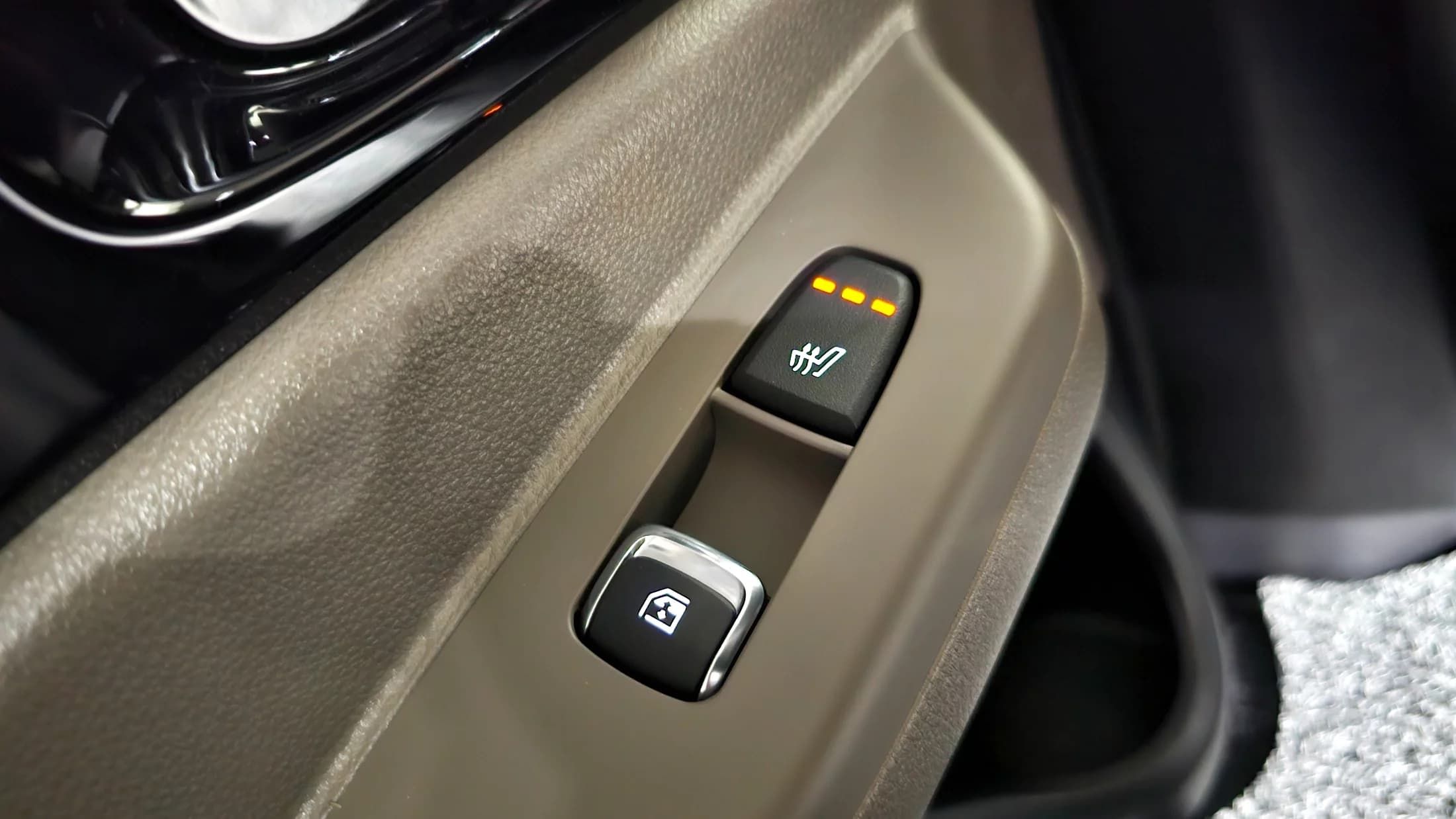 Kia Carnival 9-Seater Signature, 2025 г. 20777 км. — фото 16