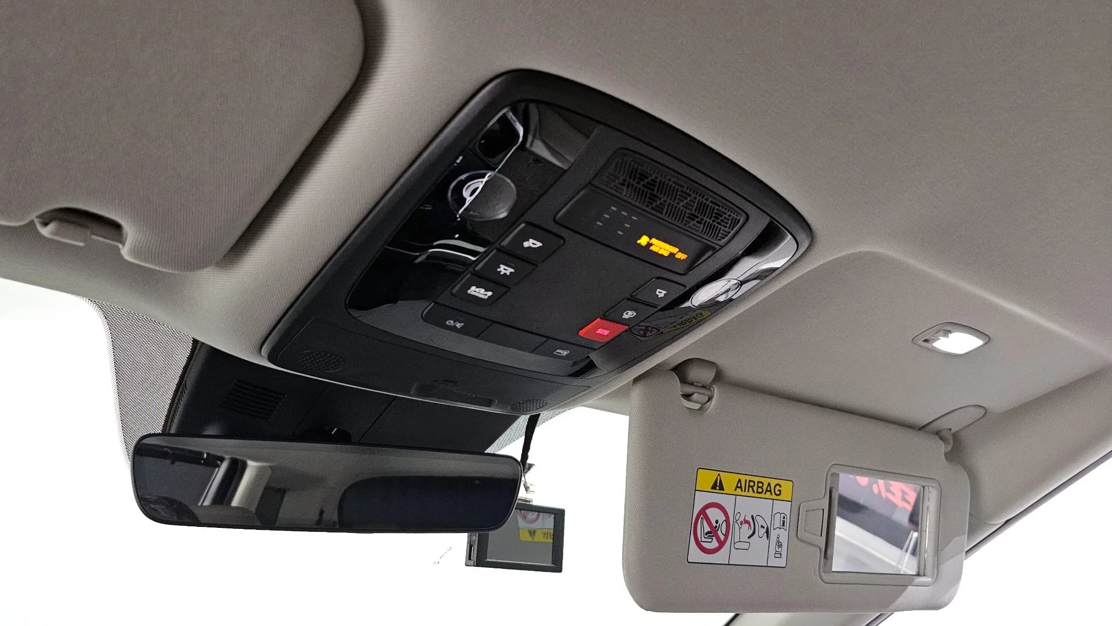 Kia Carnival 9-Seater Signature, 2025 г. 20777 км. — фото 17