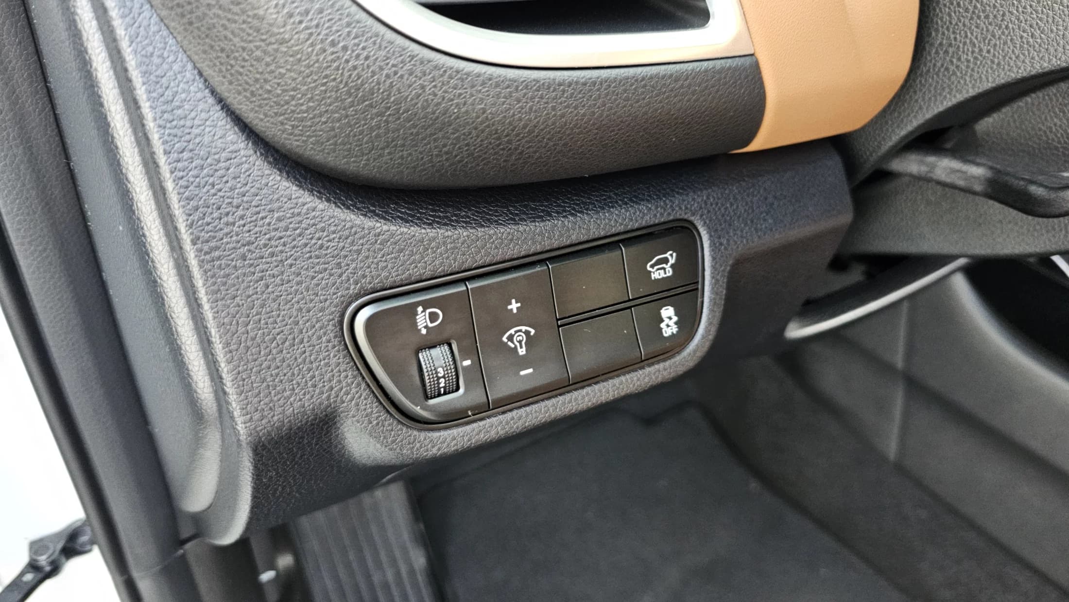 Kia Seltos Gasoline 1.6 Turbo 2WD Gravity, 2024 г. 6588 км. — фото 16