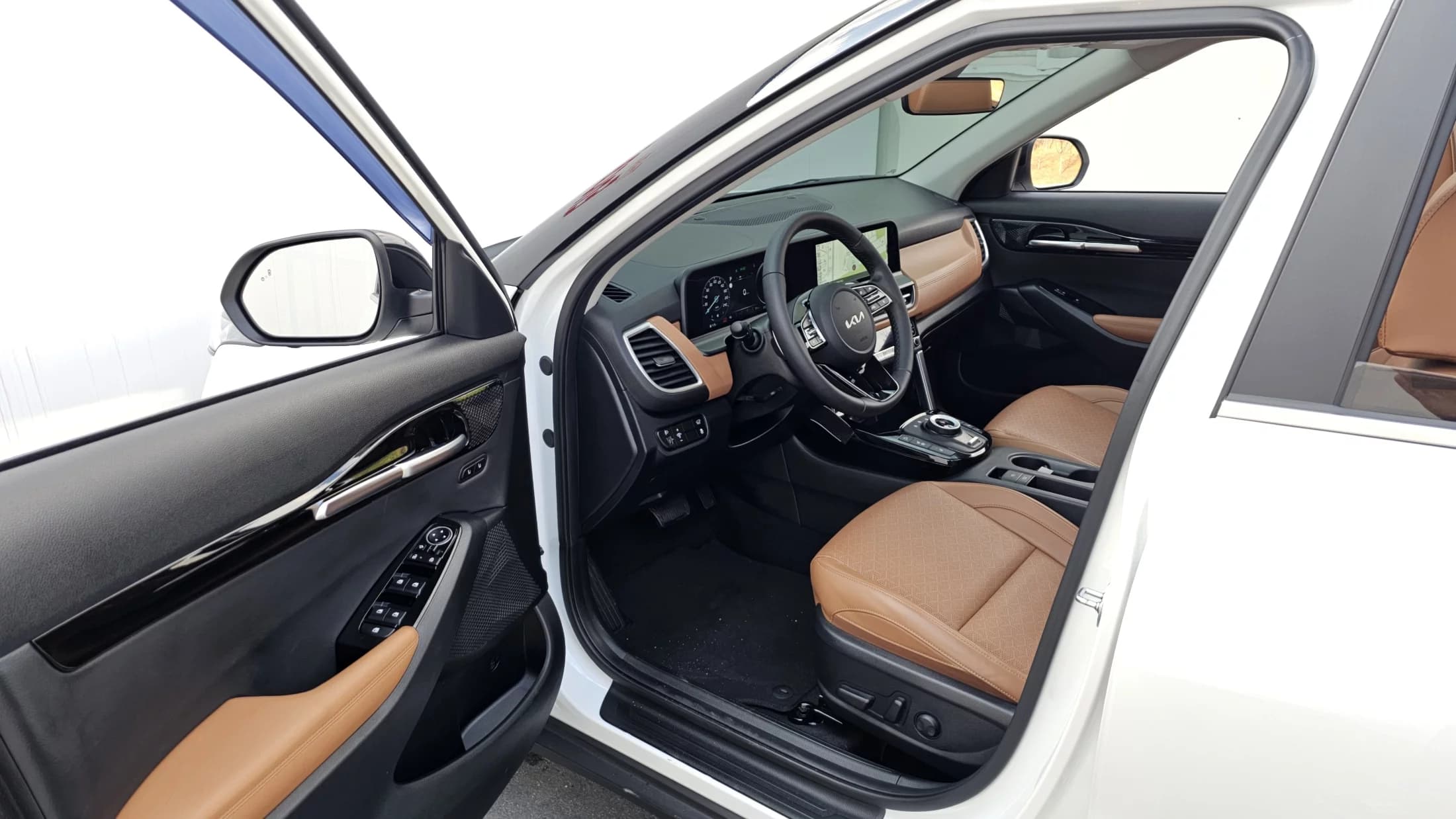 Kia Seltos Gasoline 1.6 Turbo 2WD Gravity, 2024 г. 6588 км. — фото 10
