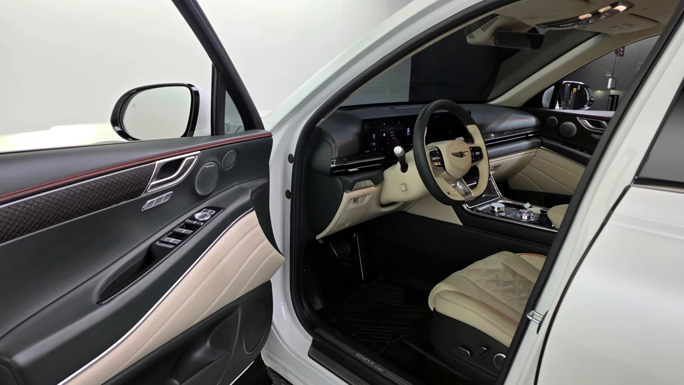Genesis GV80 3.5T e-S/C Gasoline AWD, 2024 г. 40019 км. — фото 10