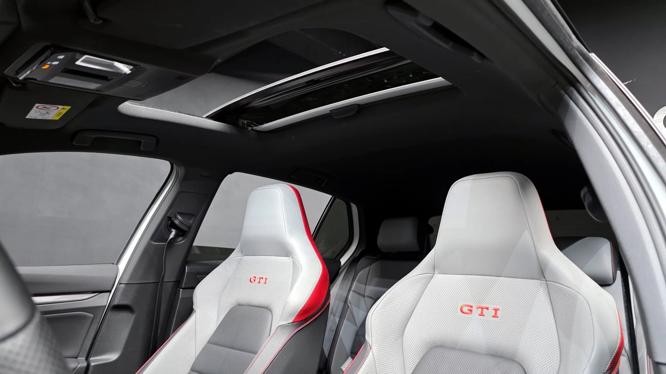 Volkswagen GOLF 2.0 GTI, 2023 г. 17901 км. — фото 19
