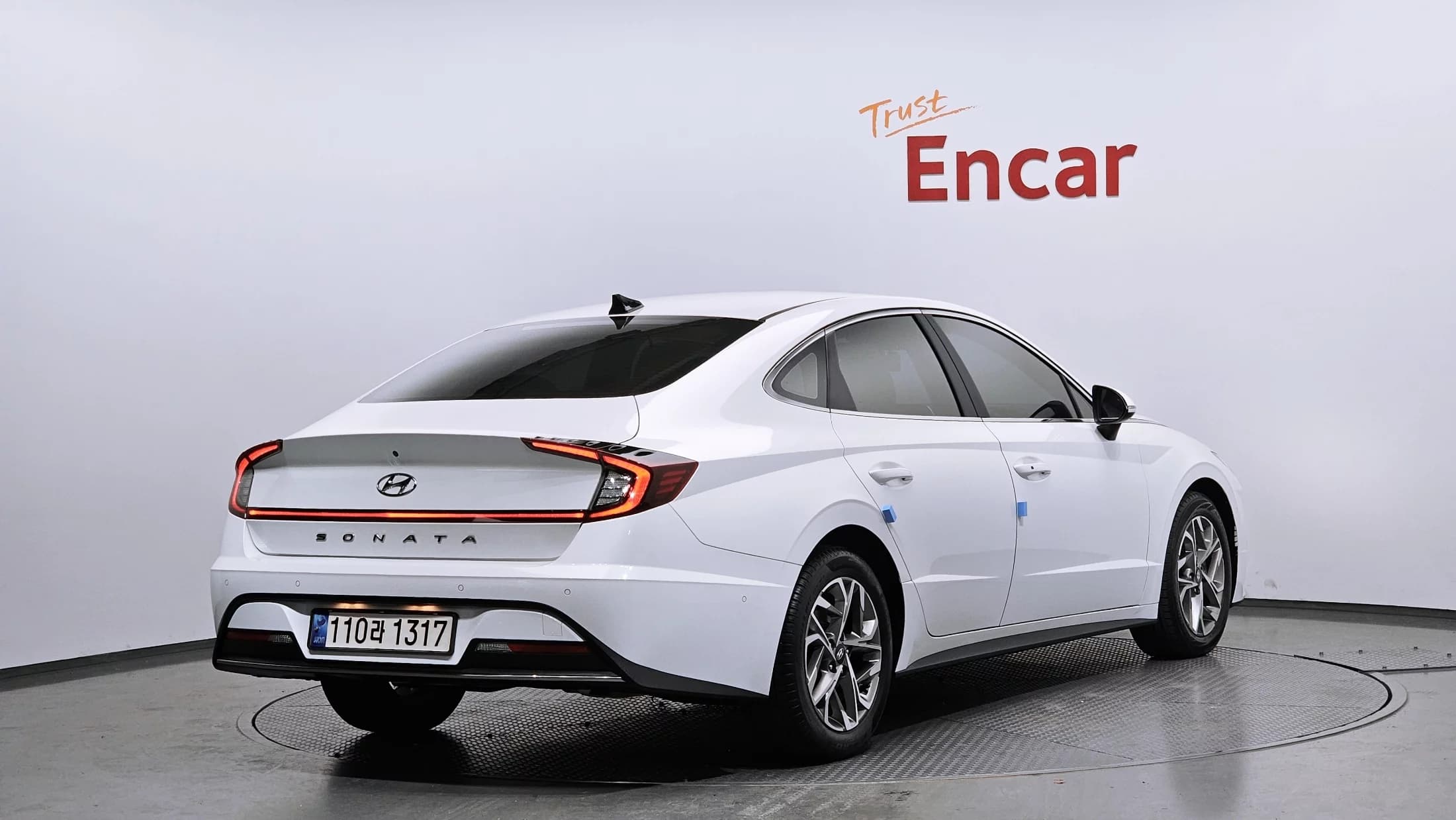 Hyundai Sonata 2.0 Premium Family, 2021 г. 33157 км. — фото 2