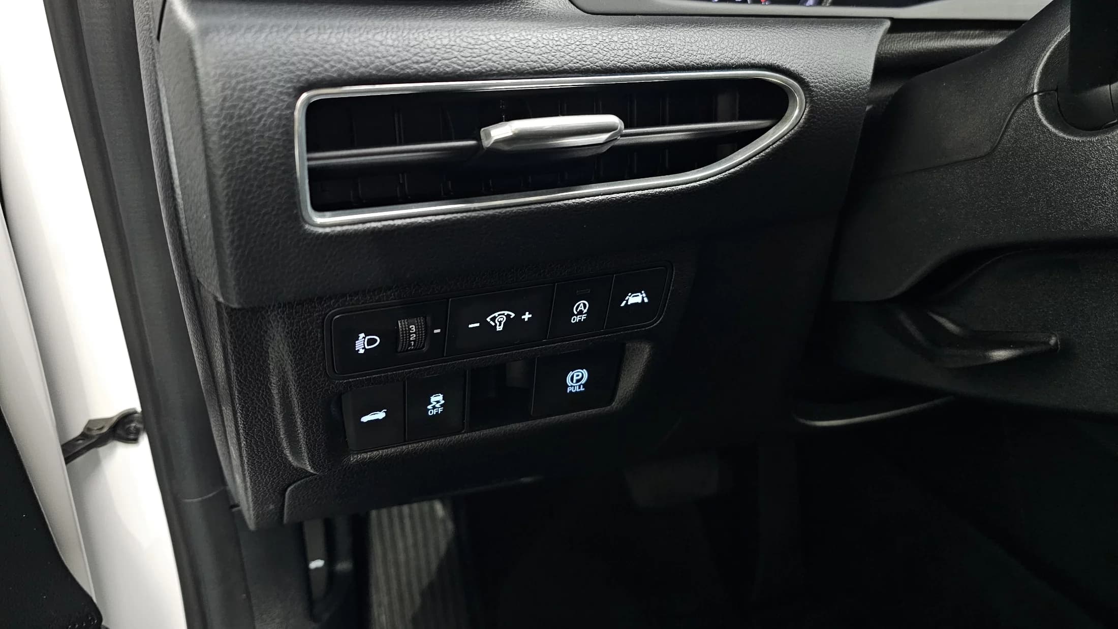 Hyundai Sonata 2.0 Premium Family, 2021 г. 33157 км. — фото 20