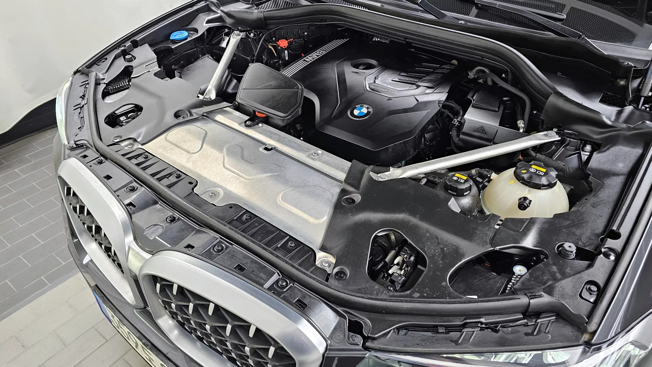 BMW X4 xDrive20i xLine, 2022 г. 131971 км. — фото 6