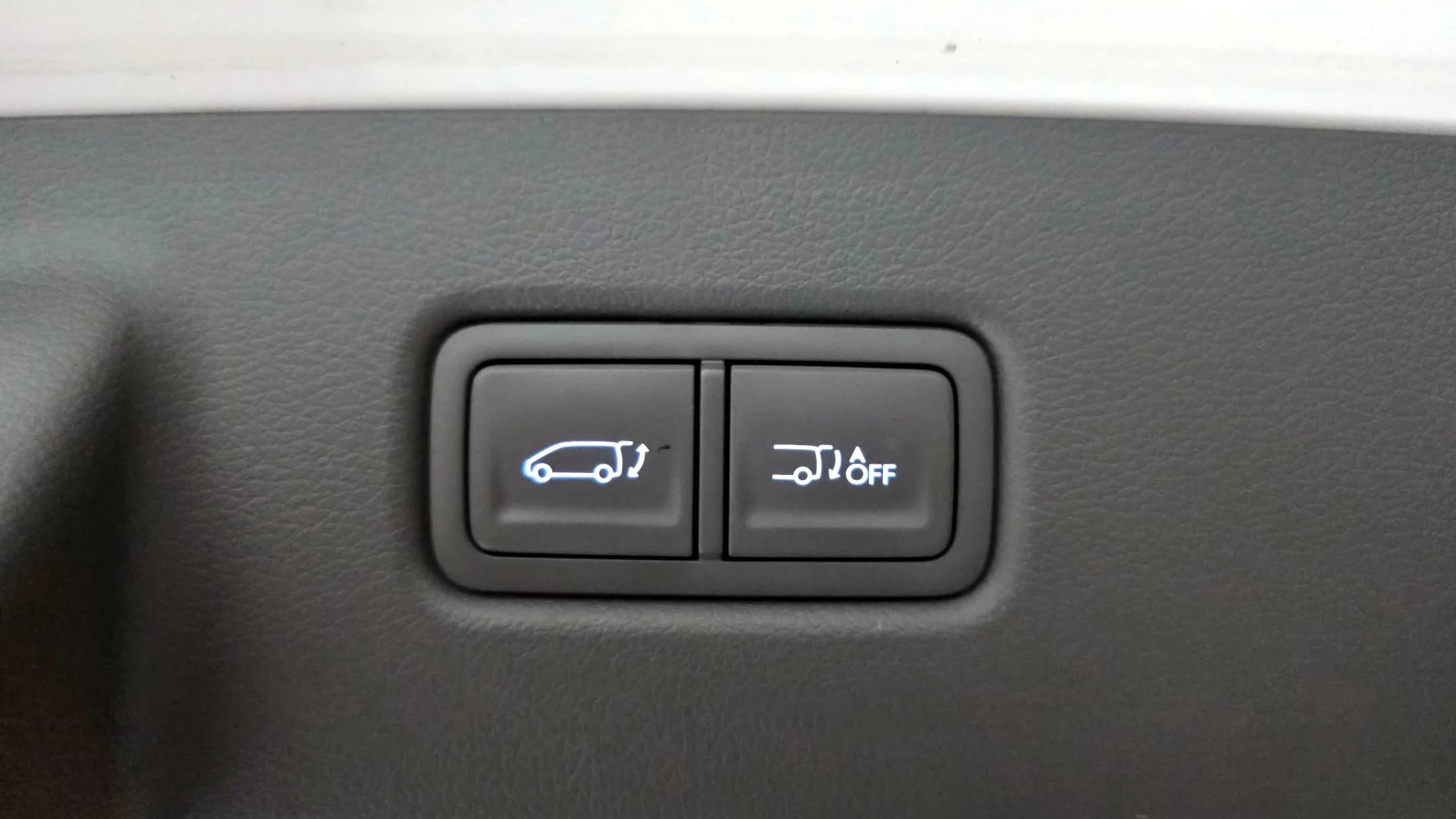 Hyundai Staria L3.5 Lounge 9-Seater Inspiration, 2023 г. 69863 км. — фото 20