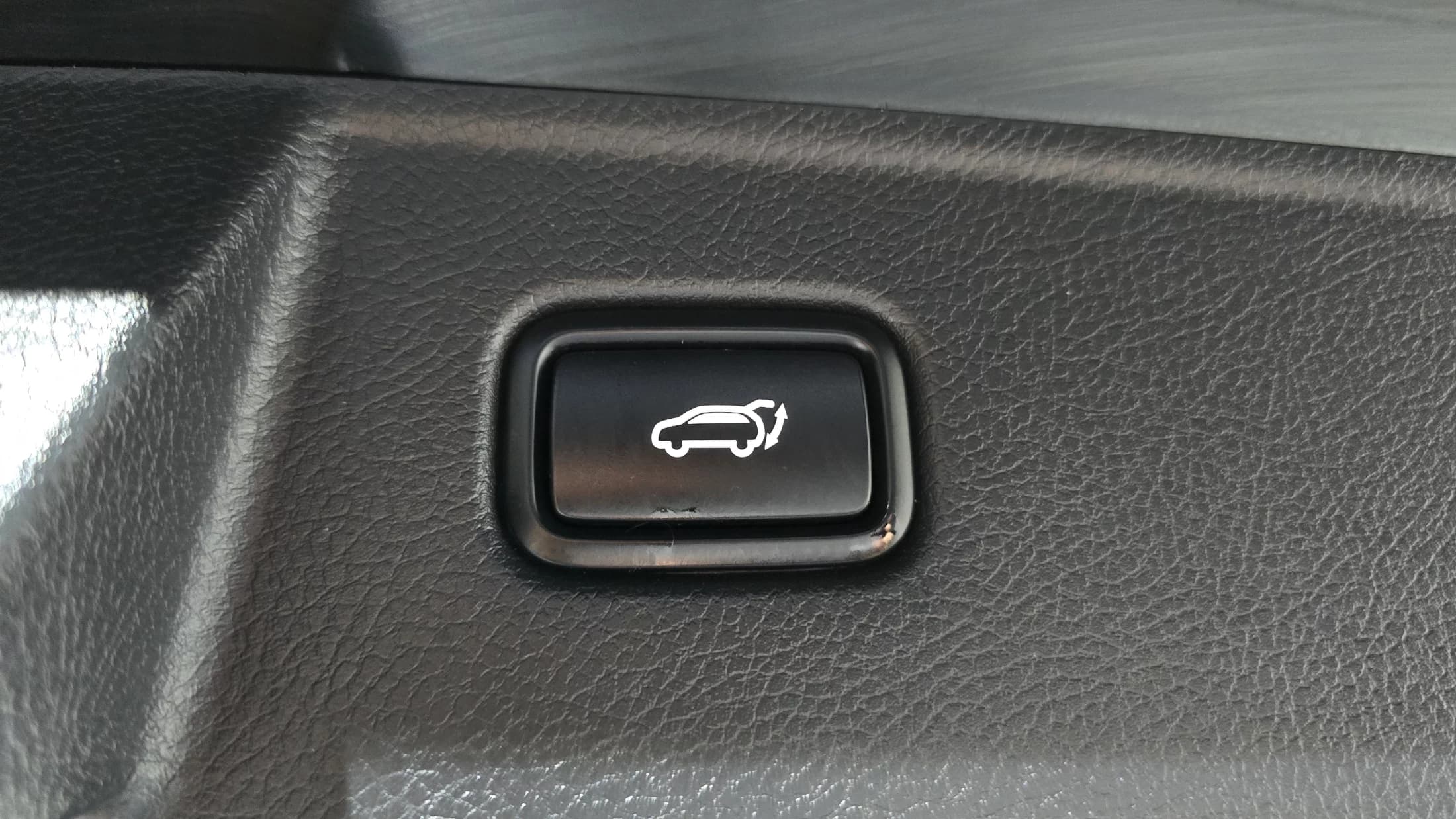Kia Mohave Diesel 3.0 4WD 6-Seater Masters, 2022 г. 39335 км. — фото 20