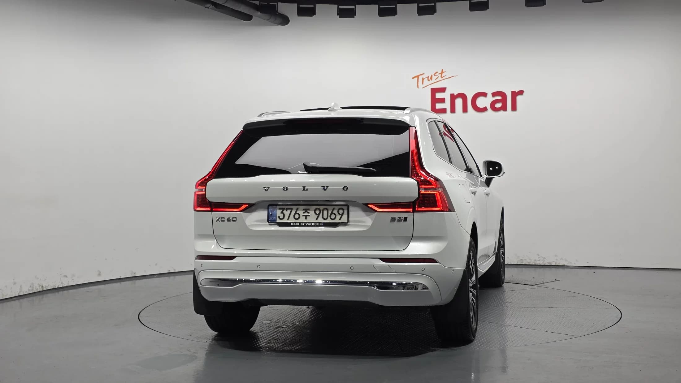 Volvo XC60 B5 Inscription, 2022 г. 25681 км. — фото 4