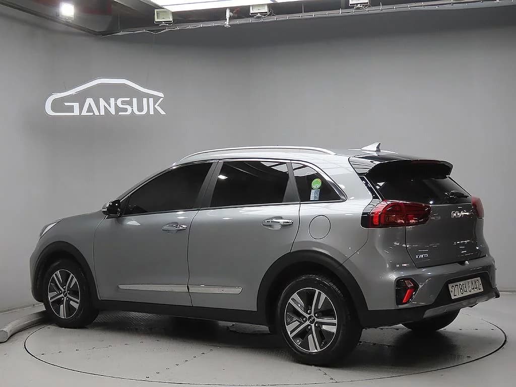 Kia Niro 1.6 HEV Prestige, гибрид, 2021 г. 161067 км. — фото 2