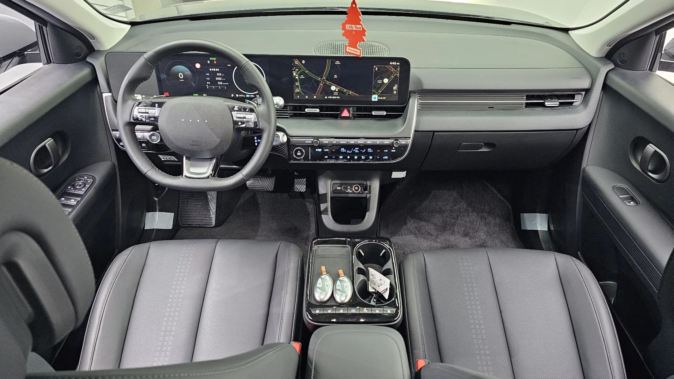 Hyundai Ioniq 5 Standard Exclusive, электромобиль, 2025 г. 5511 км. — фото 7