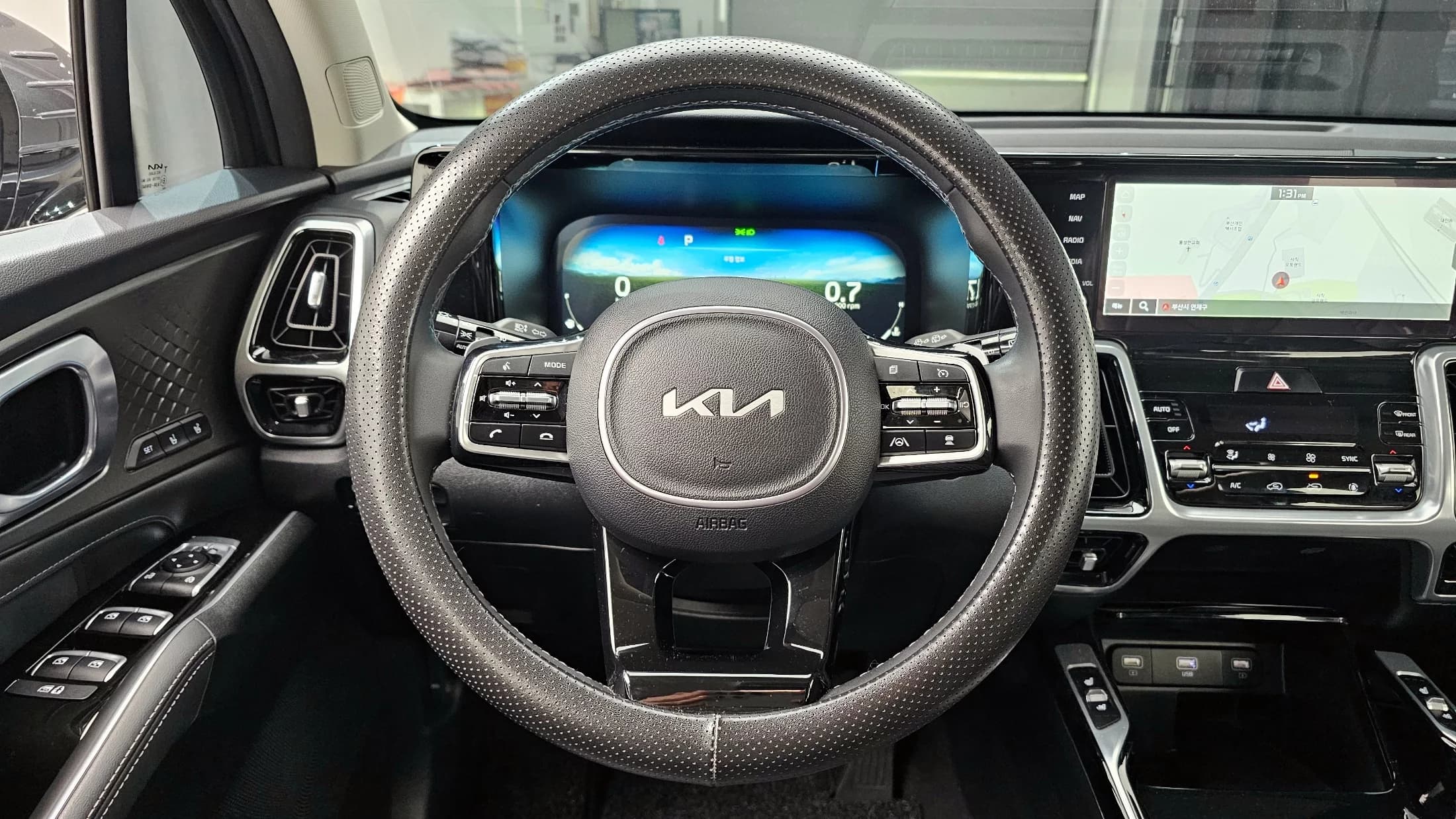 Kia Sorento Diesel 2.2 2WD Noblesse, 2022 г. 41233 км. — фото 14