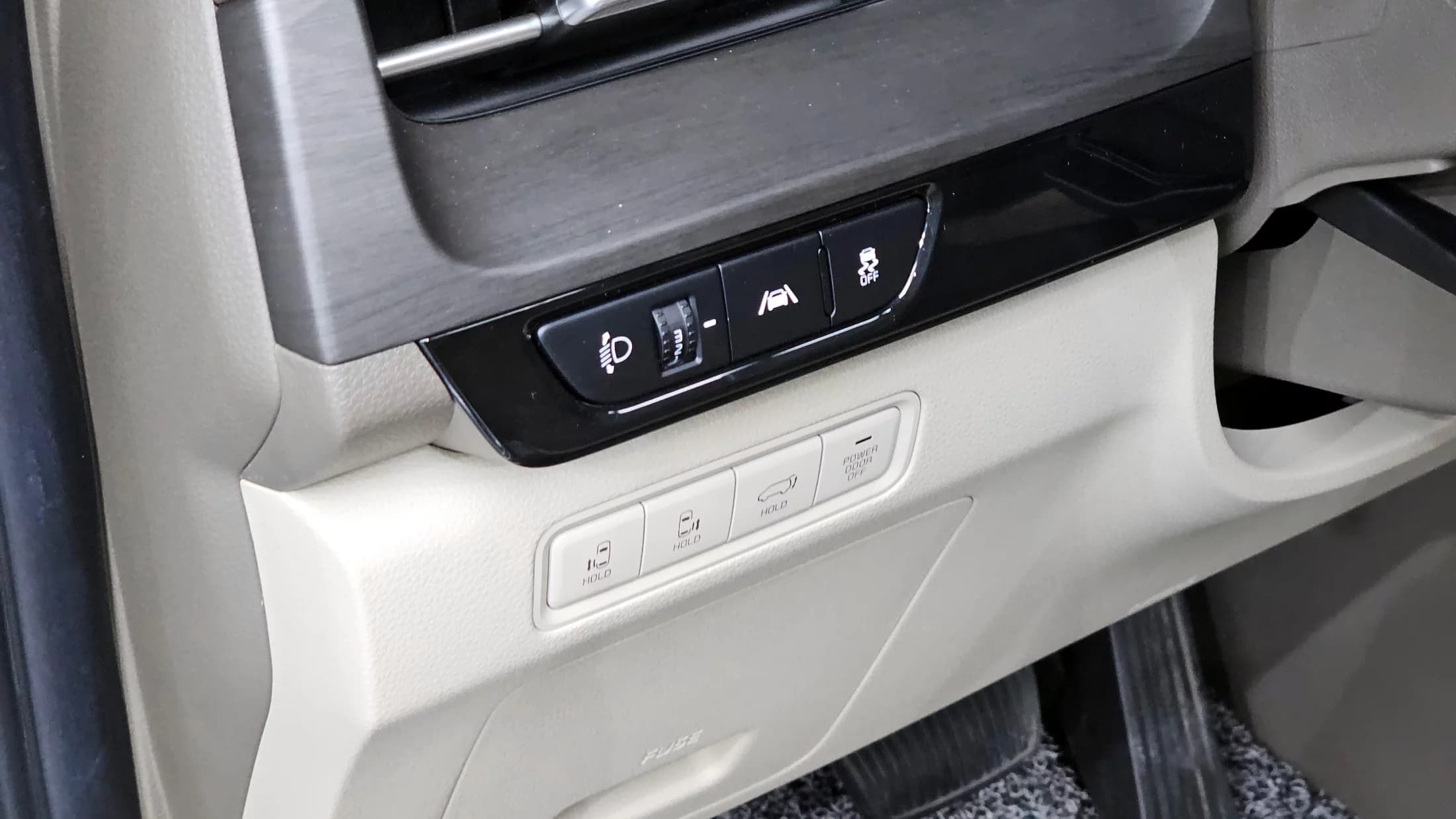 Kia Carnival 9-Seater Signature, 2021 г. 59341 км. — фото 14