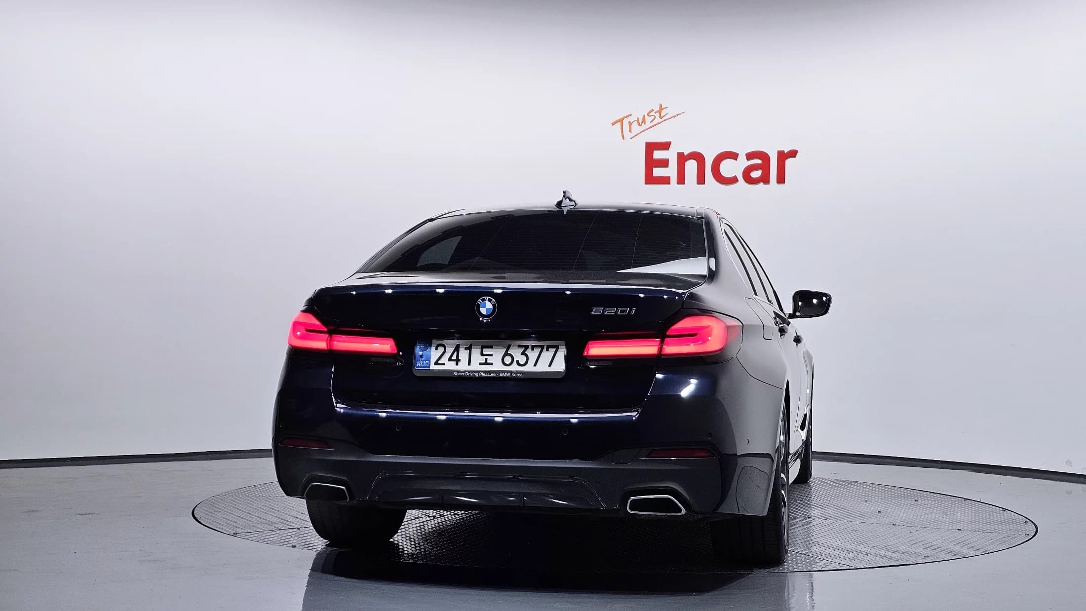 BMW 5-Series 520i M Sport, 2021 г. 77733 км. — фото 4