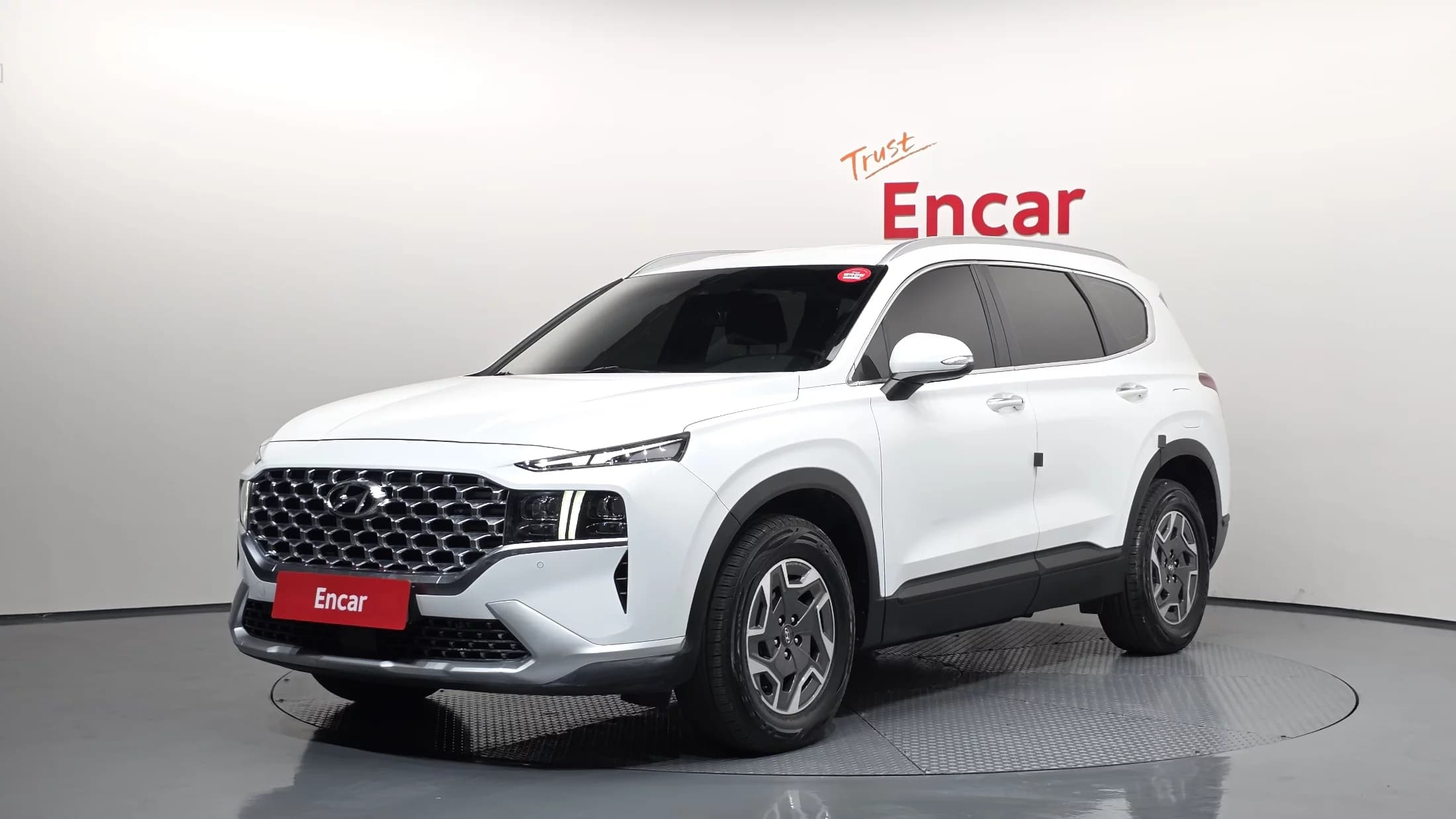 Hyundai Santa Fe HEV 1.6 2WD Prestige, гибрид, 2021 г. 68384 км.