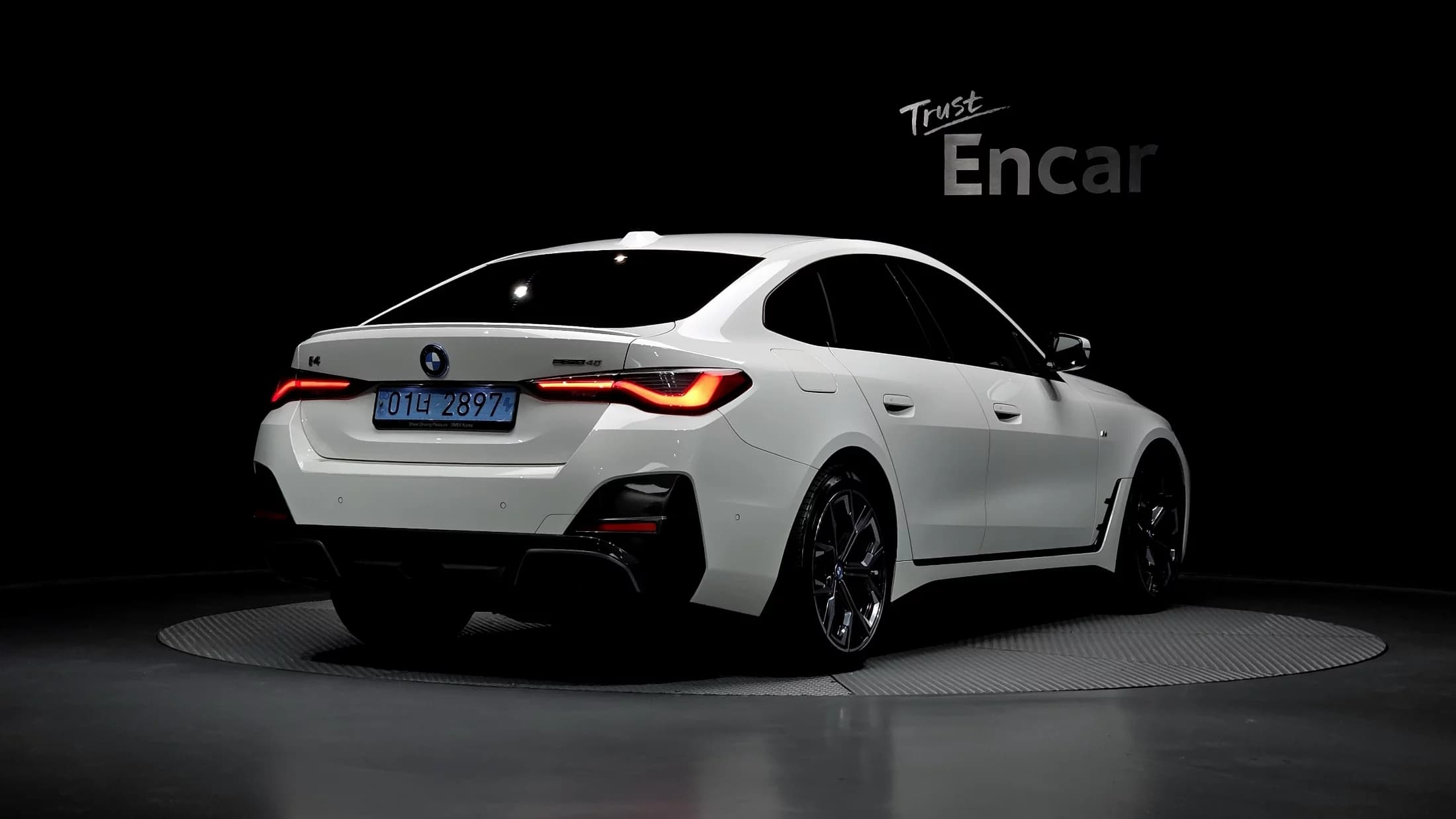 BMW i4 eDrive40 M Sports Pro, электромобиль, 2023 г. 45635 км. — фото 2