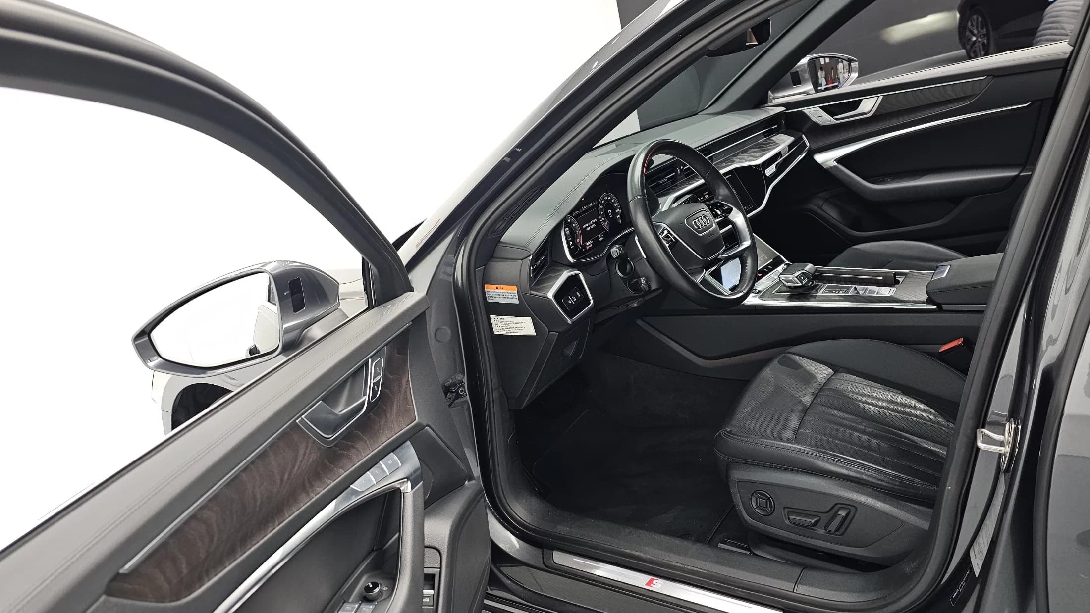 Audi A6 45 TFSI Quattro Premium, 2022 г. 80601 км. — фото 10