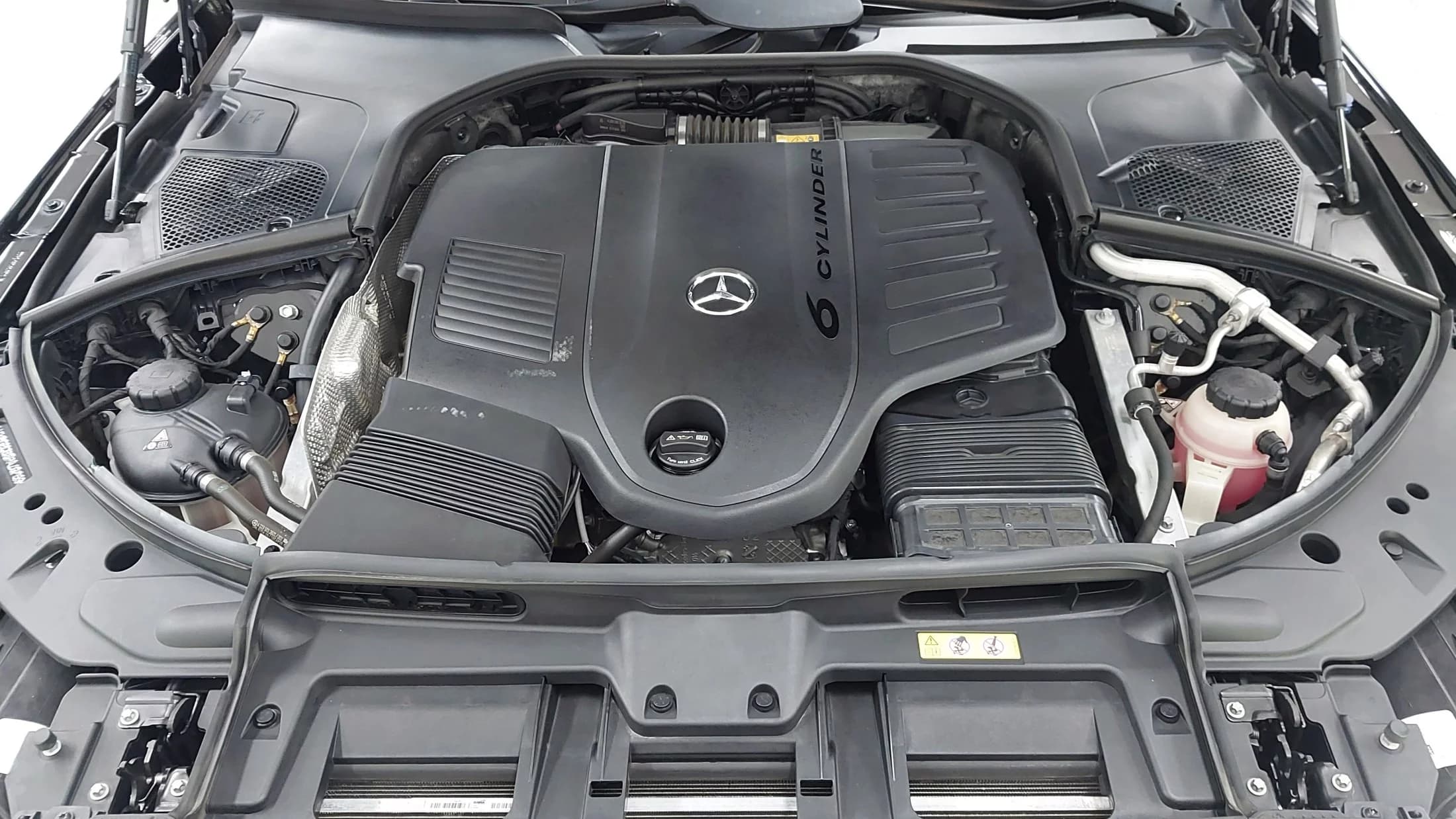 Mercedes-Benz S-Class S500L 4MATIC, 2023 г. 57286 км. — фото 6