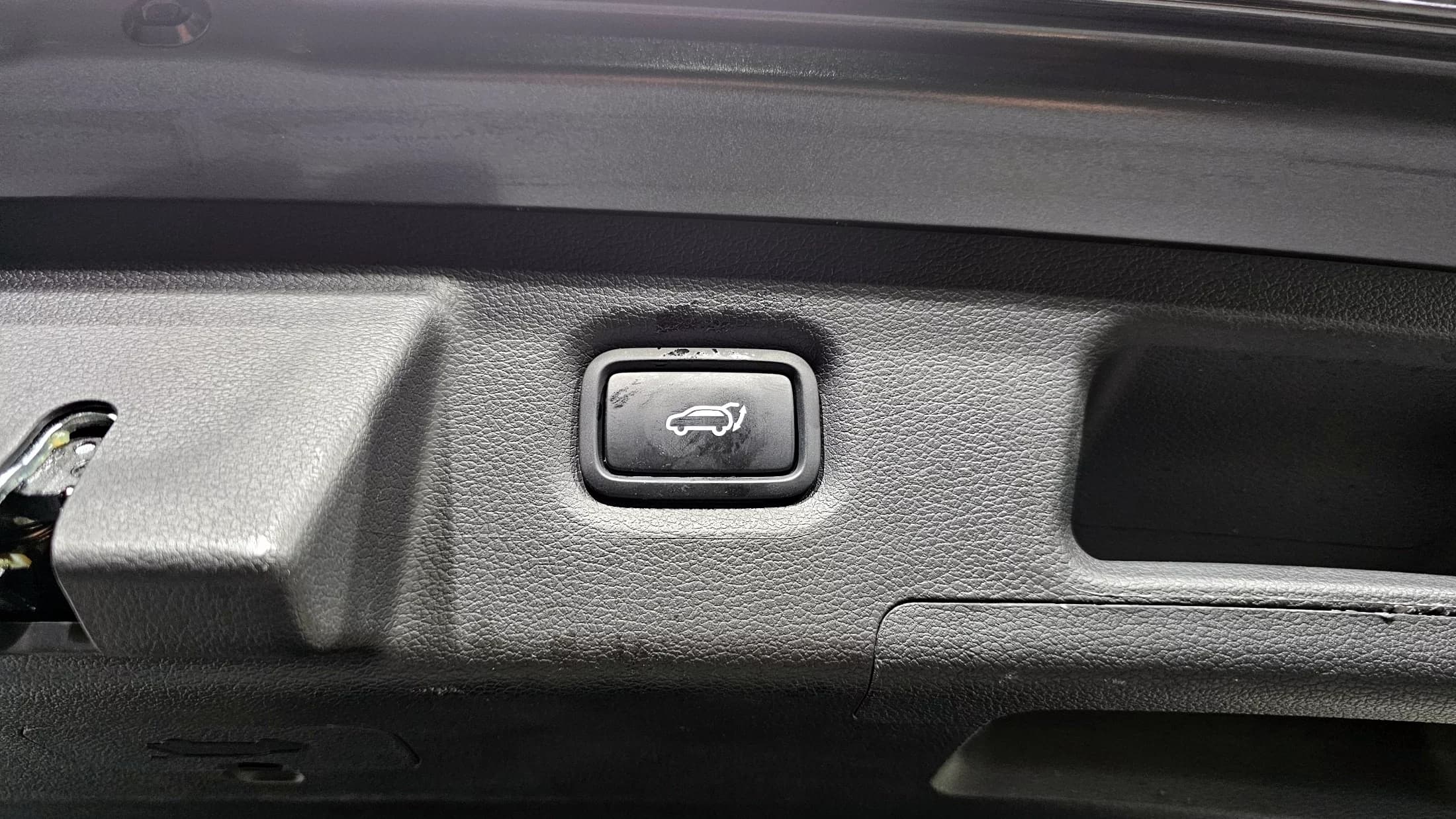Hyundai Santa Fe Diesel 2.2 4WD Prestige, 2023 г. 56729 км. — фото 19