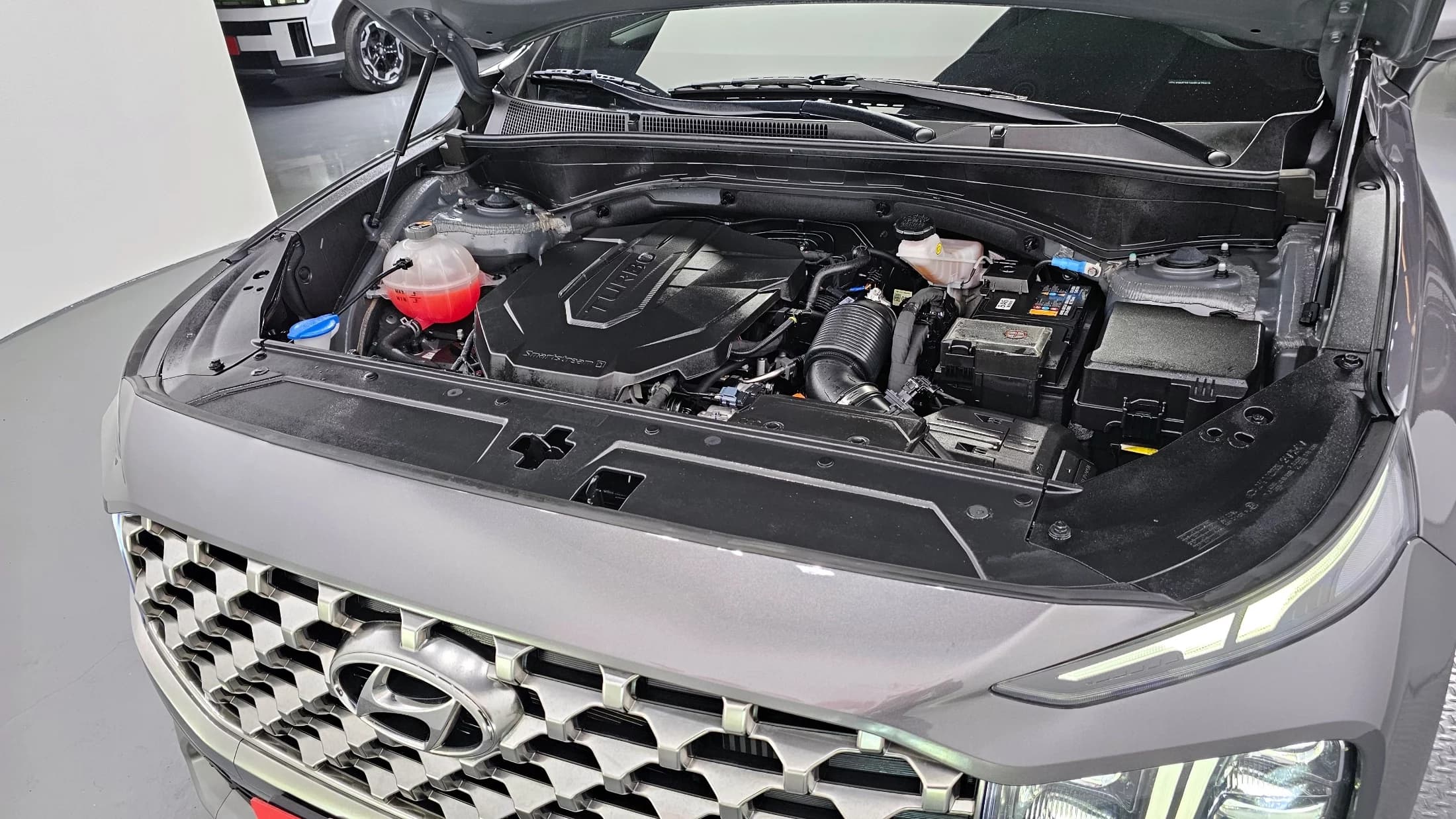 Hyundai Santa Fe Diesel 2.2 4WD Prestige, 2023 г. 56729 км. — фото 6