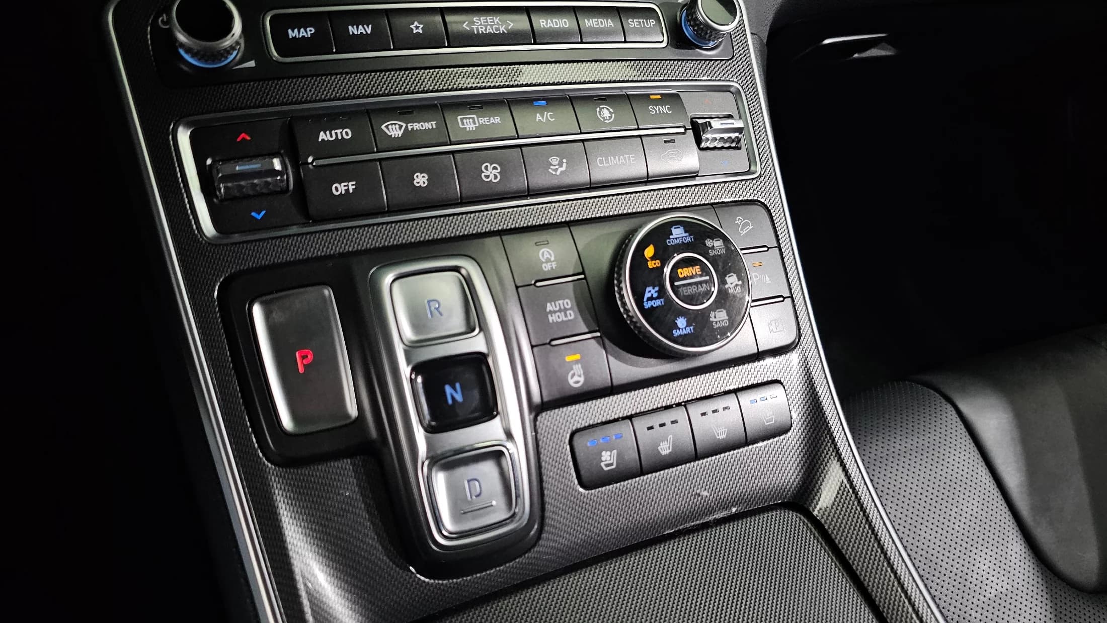 Hyundai Santa Fe Diesel 2.2 4WD Prestige, 2023 г. 56729 км. — фото 9