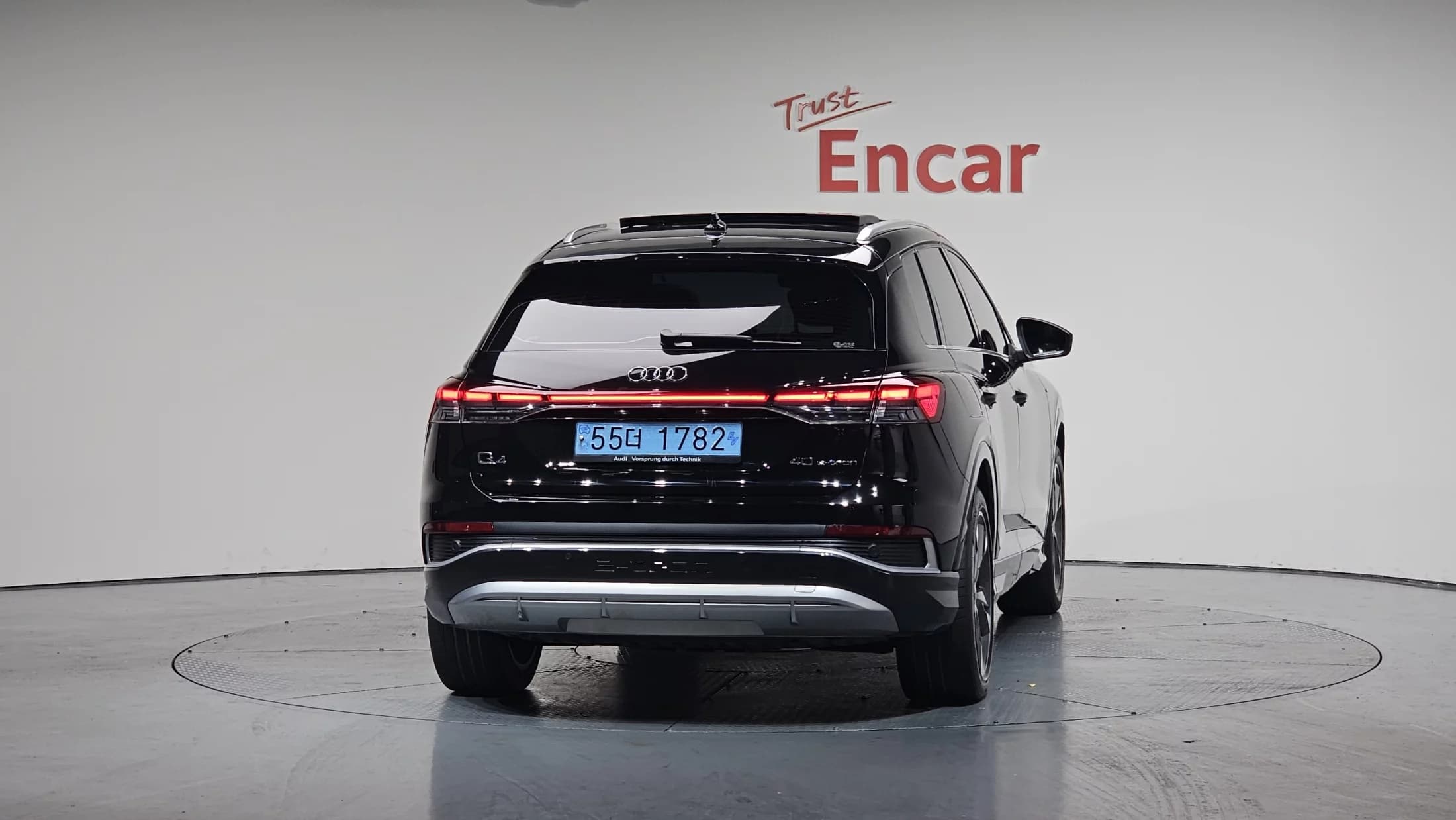 Audi Q4 e-tron 40 Premium, электромобиль, 2023 г. 59166 км. — фото 4