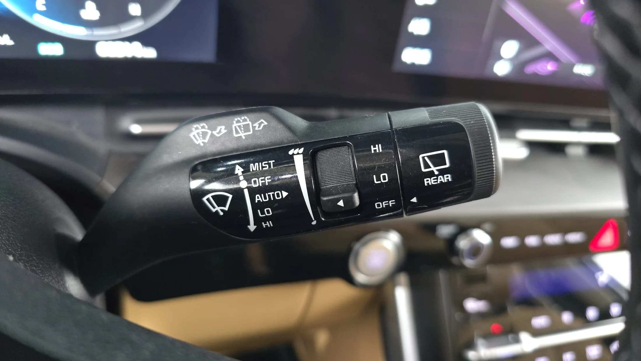 Kia Carnival 9-Seater Prestige, 2021 г. 68627 км. — фото 17