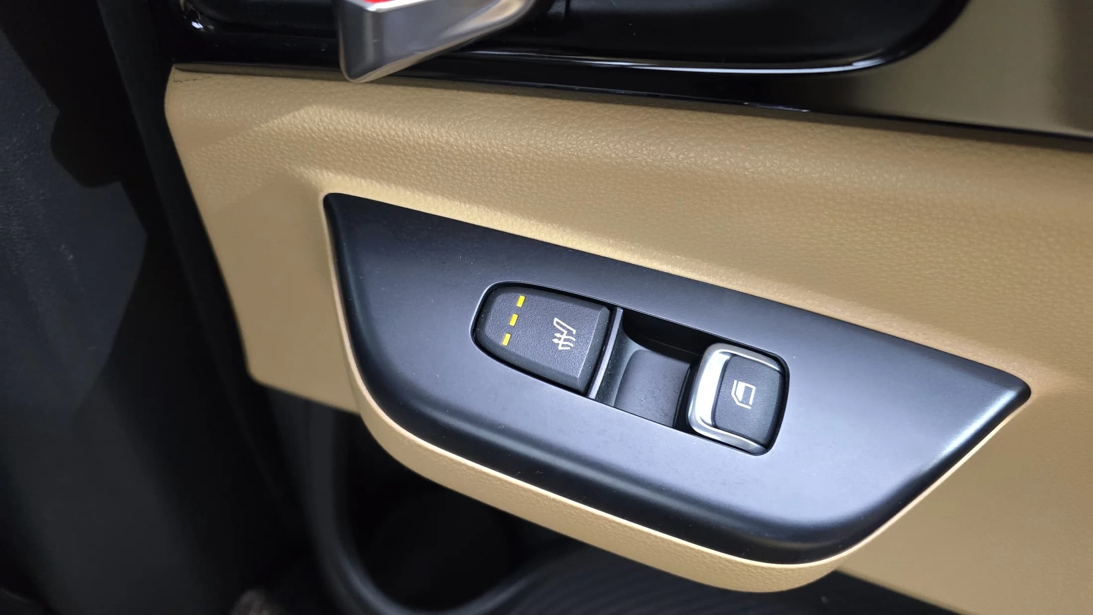 Kia Carnival 9-Seater Prestige, 2021 г. 68627 км. — фото 18