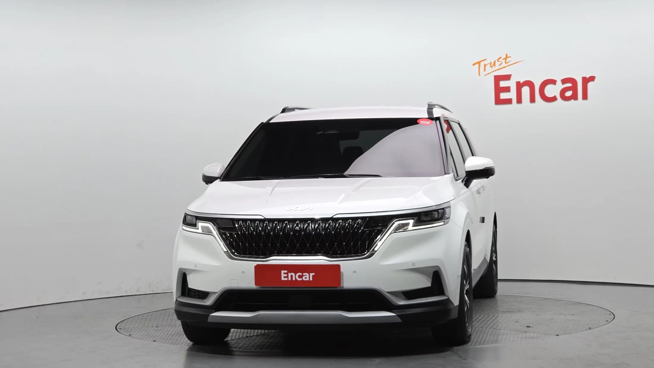 Kia Carnival 9-Seater Prestige, 2021 г. 68627 км. — фото 3