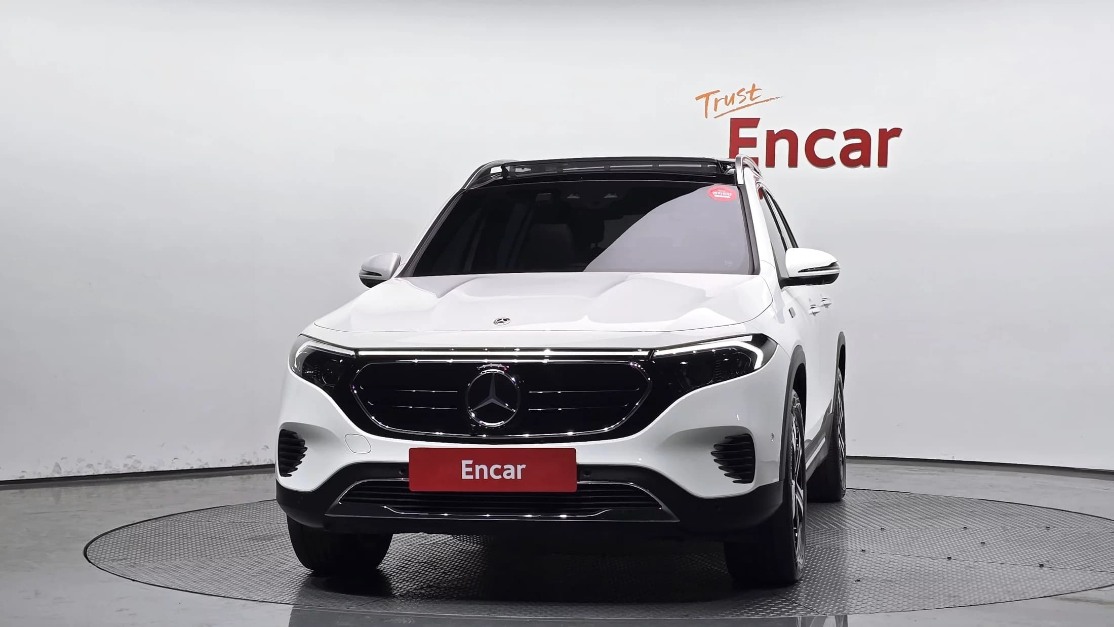Mercedes-Benz EQB EQB300 4MATIC, электромобиль, 2023 г. 35342 км. — фото 3