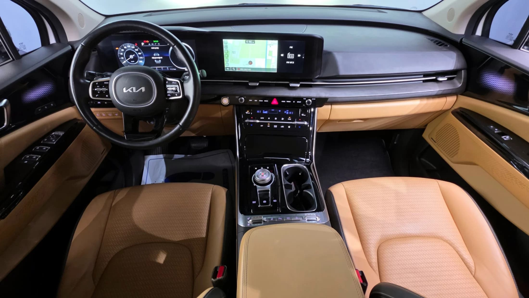 Kia Carnival 7-Seater Signature, 2022 г. 79990 км. — фото 7