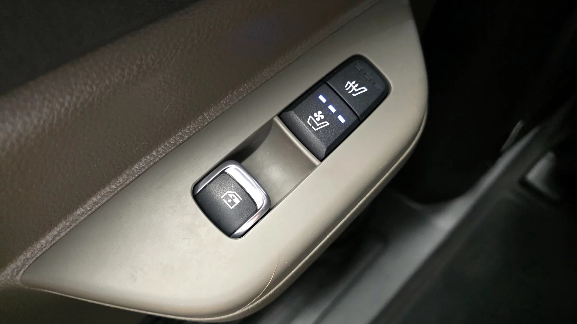 Kia Carnival 9-Seater Noblesse, 2024 г. 21256 км. — фото 15