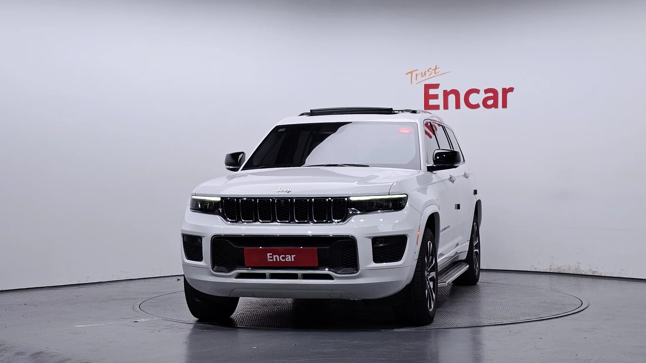 Jeep Grand Cherokee L 3.6 Overland, 2021 г. 33634 км. — фото 3