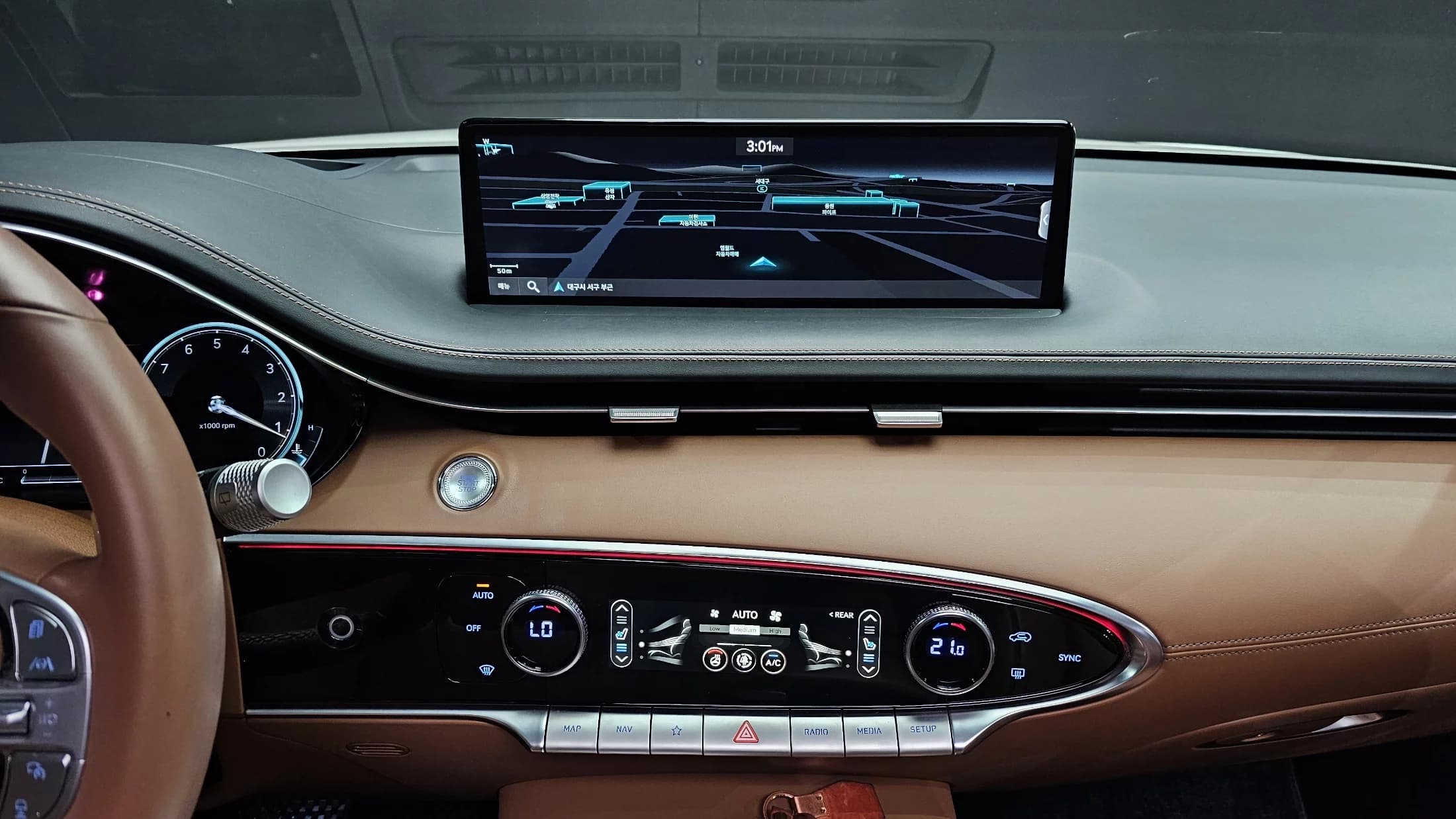 Genesis GV70 2.5T Gasoline AWD, 2022 г. 33237 км. — фото 15
