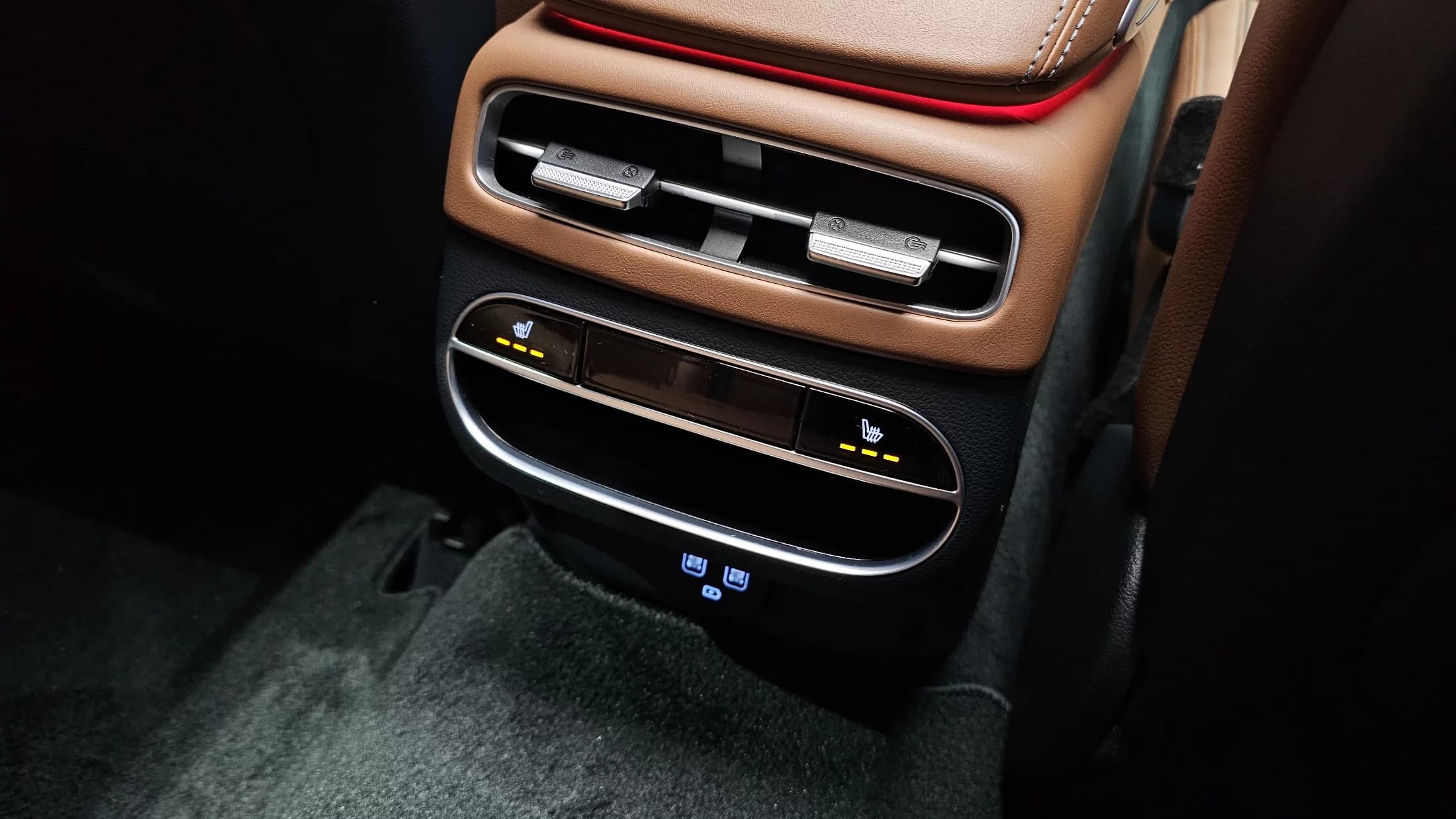 Genesis GV70 2.5T Gasoline AWD, 2022 г. 33237 км. — фото 19