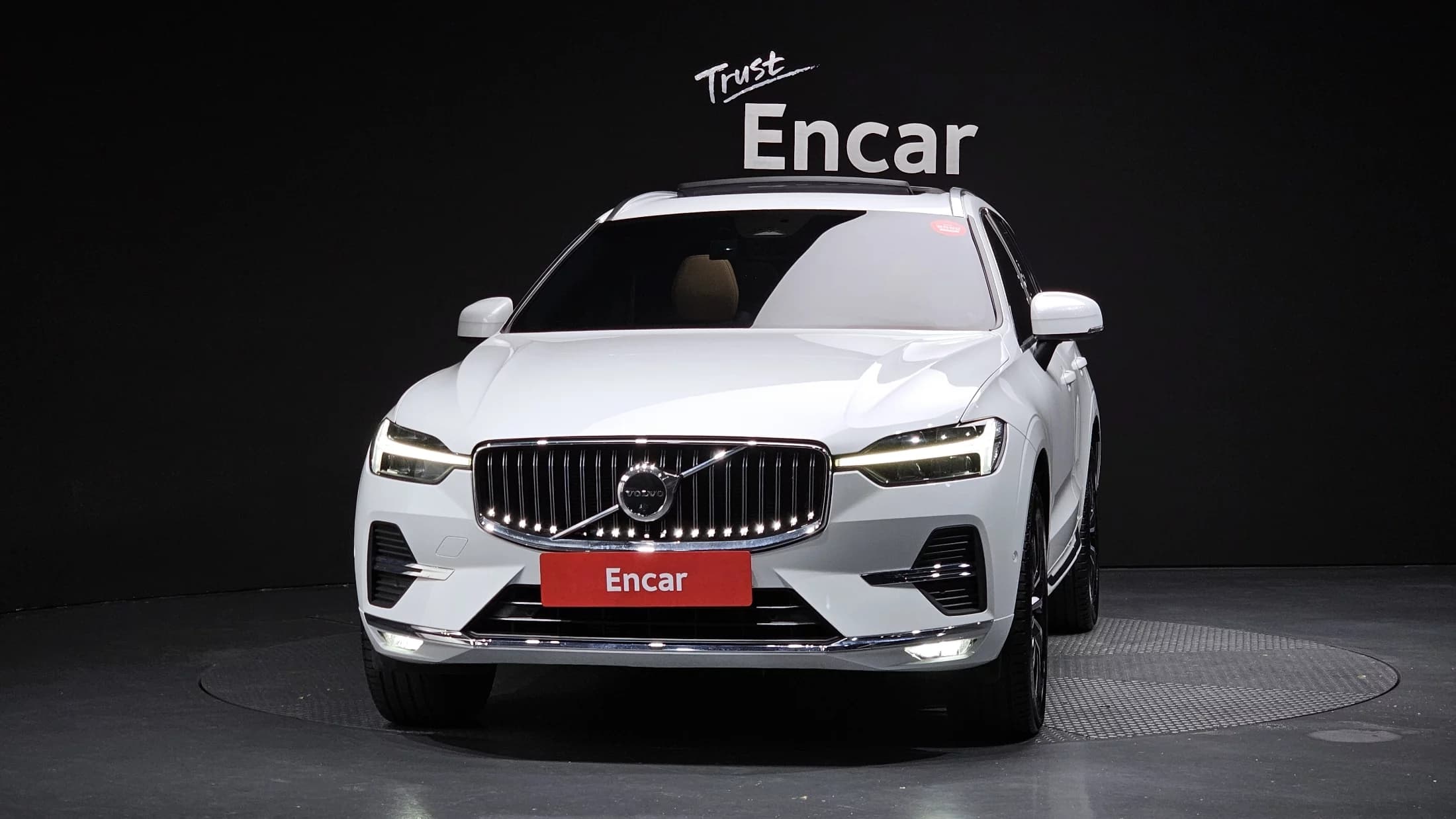Volvo XC60 B5 Ultimate Bright, 2023 г. 23496 км. — фото 3