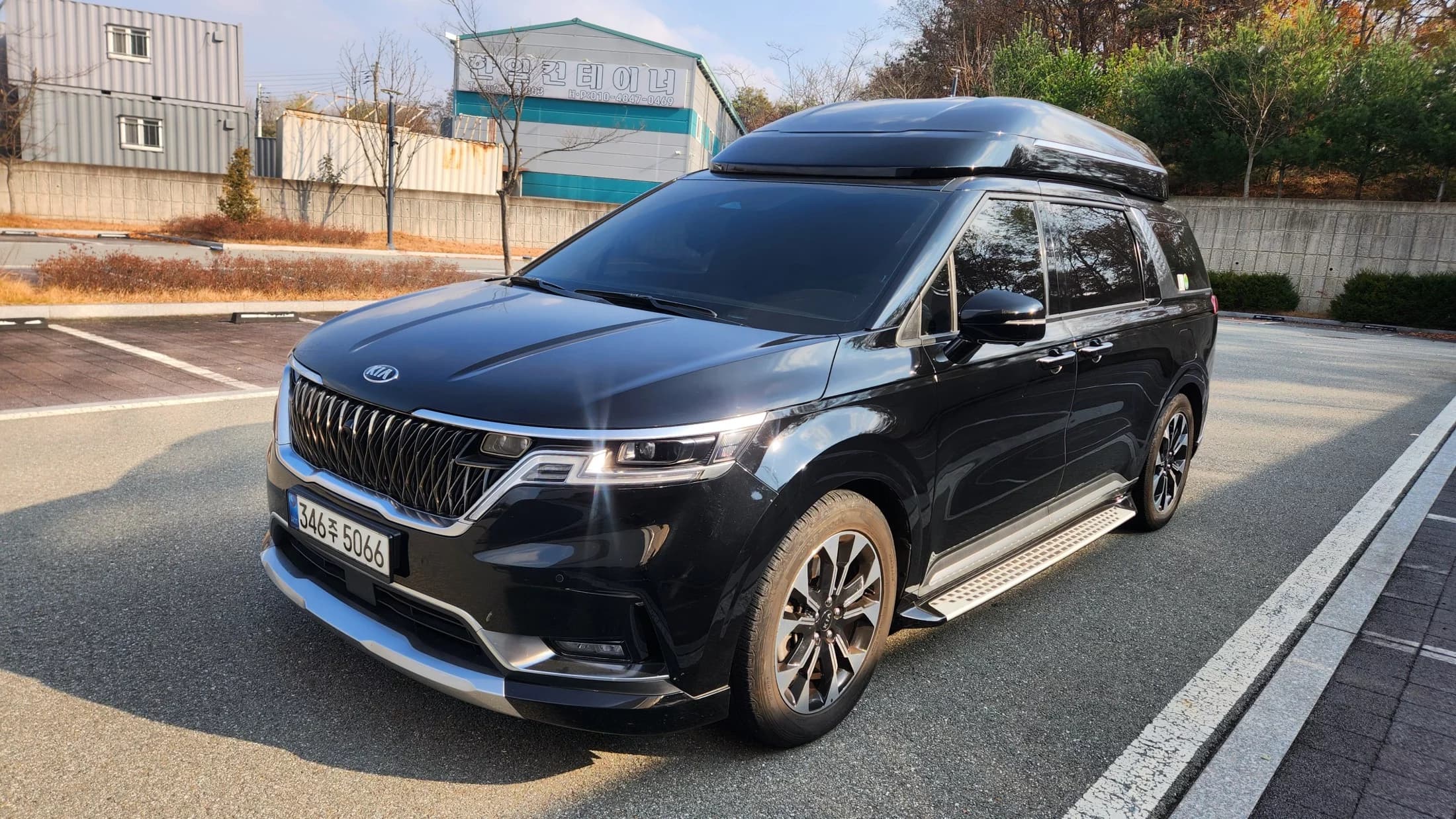 Kia Carnival Gasoline 9-Seater Hi-Limousine Signature, 2021 г. 96282 км. — фото 2