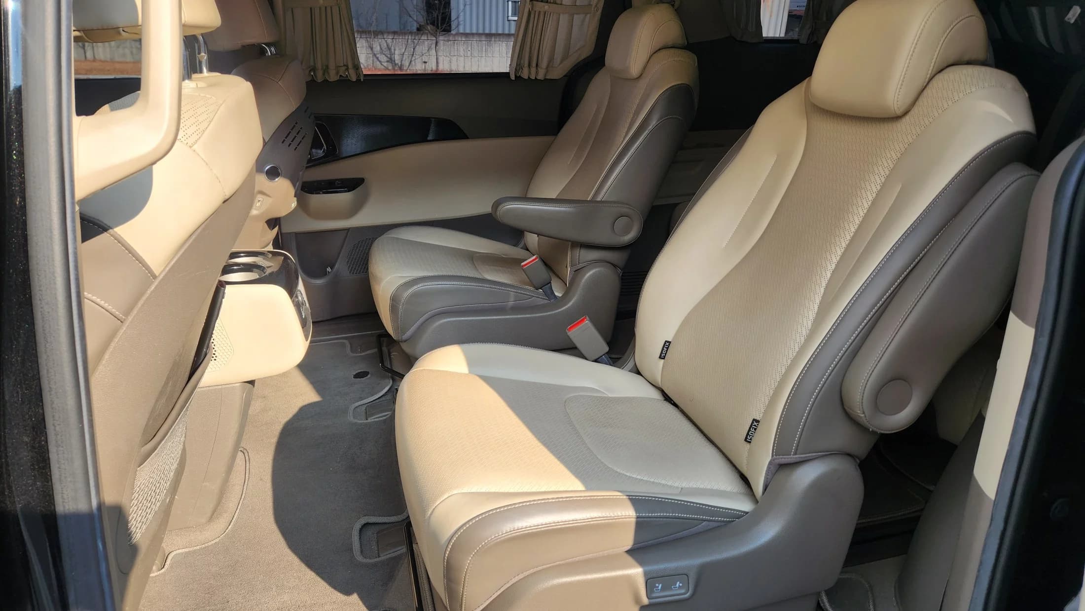Kia Carnival Gasoline 9-Seater Hi-Limousine Signature, 2021 г. 96282 км. — фото 18