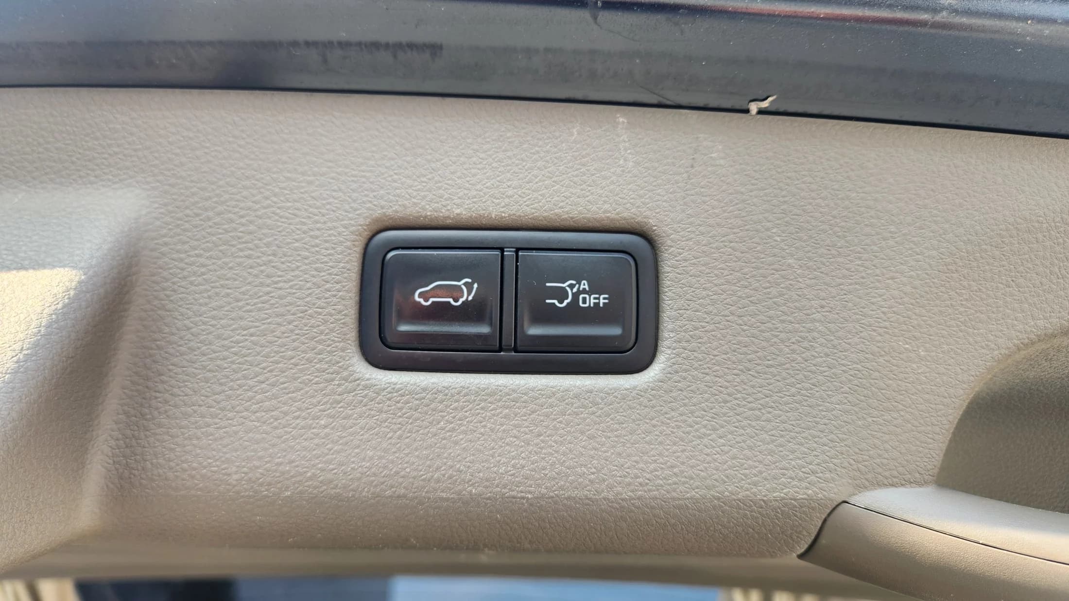 Kia Carnival Gasoline 9-Seater Hi-Limousine Signature, 2021 г. 96282 км. — фото 20