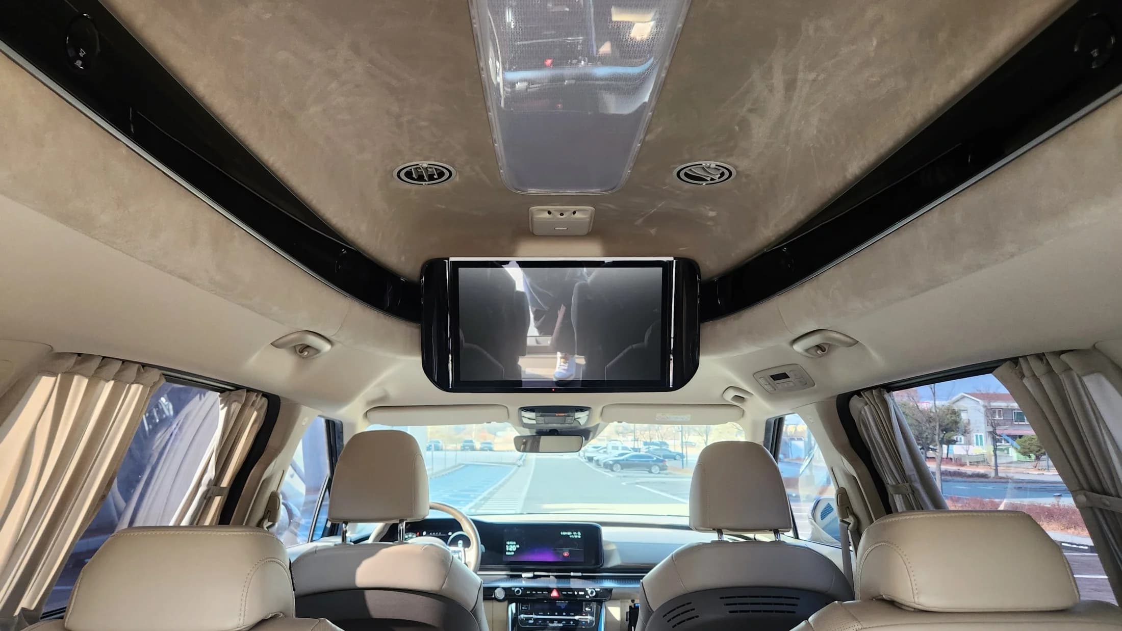 Kia Carnival Gasoline 9-Seater Hi-Limousine Signature, 2021 г. 96282 км. — фото 8