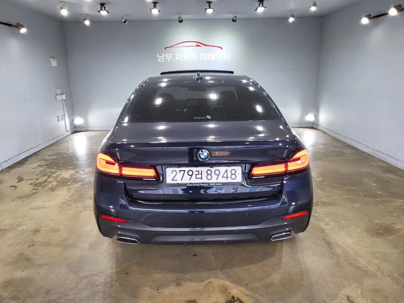 BMW 5-Series 520i M Sport, 2023 г. 28210 км. — фото 5
