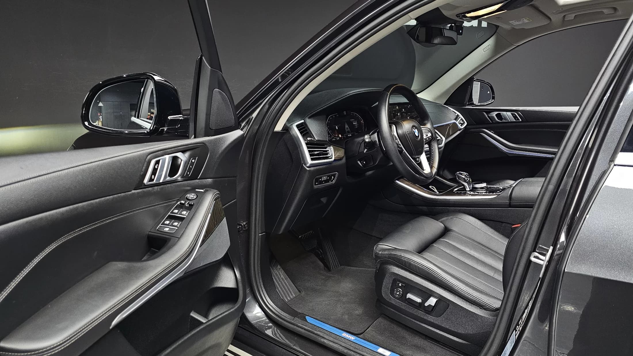 BMW X5 xDrive 30d xLine, 2022 г. 18184 км. — фото 11