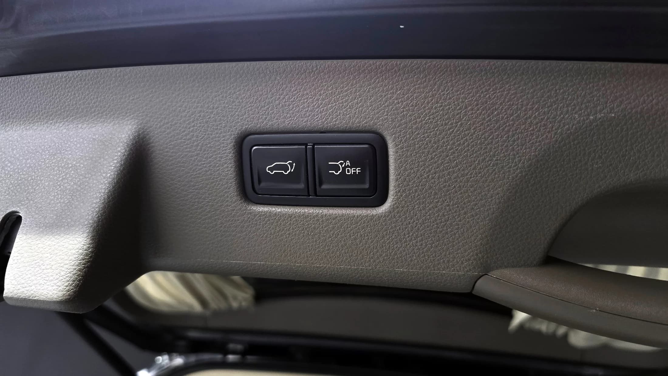 Kia Carnival 9-Seater Hi-Limousine Signature, 2021 г. 273728 км. — фото 20