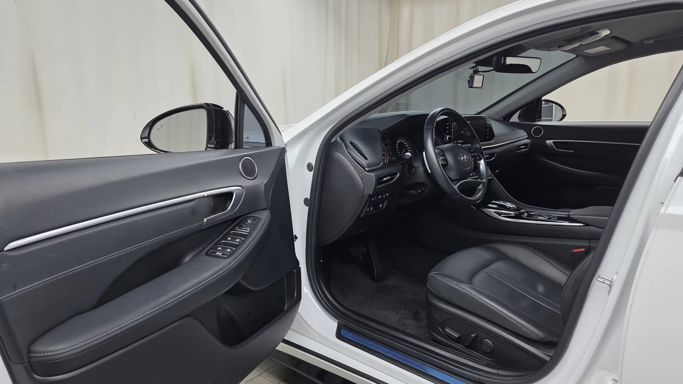 Hyundai Sonata 1.6 Turbo Premium Plus, 2021 г. 27481 км. — фото 10