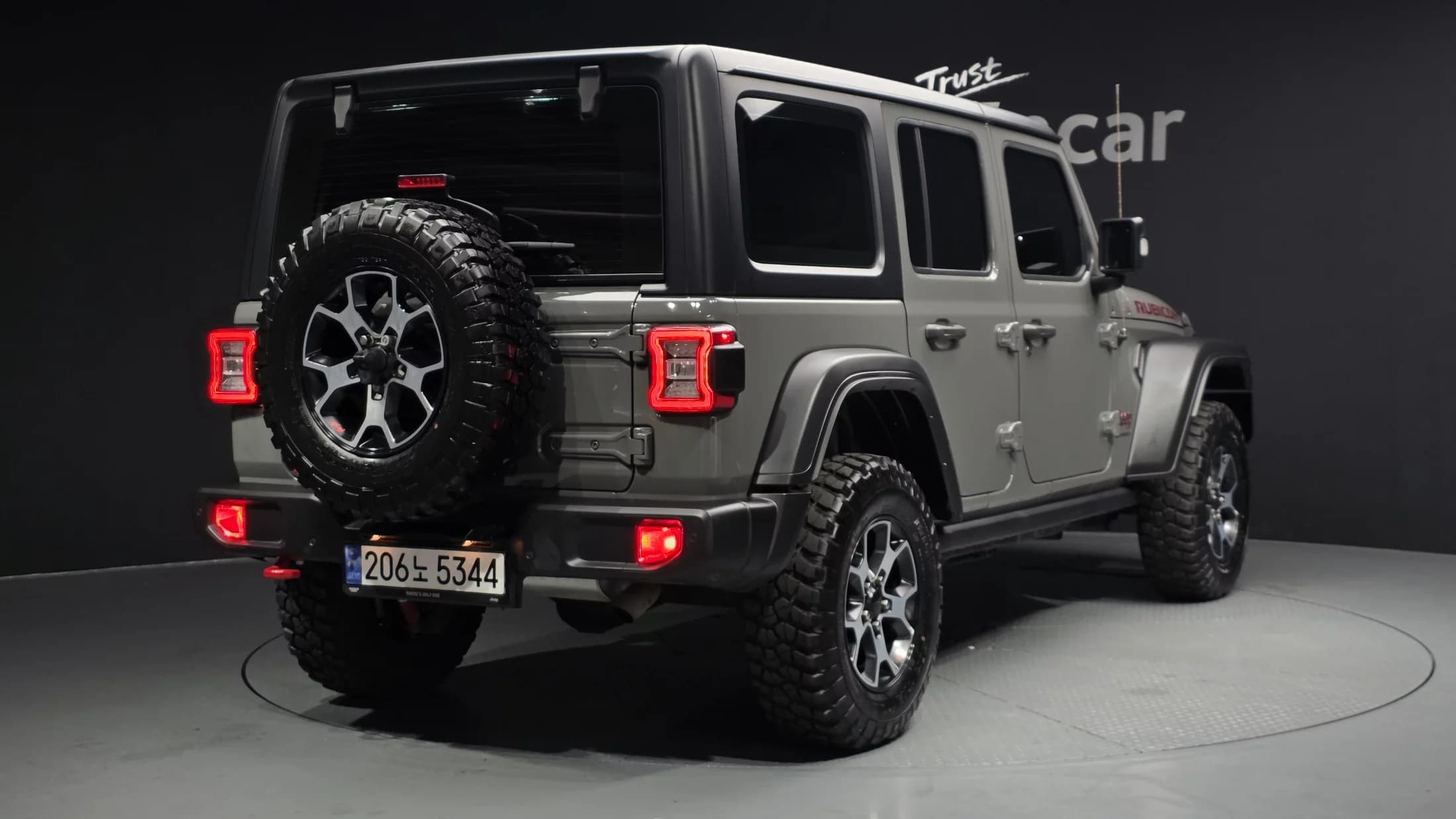 Jeep WRANGLER 2.0 Rubicon 4Door, 2023 г. 22896 км. — фото 2