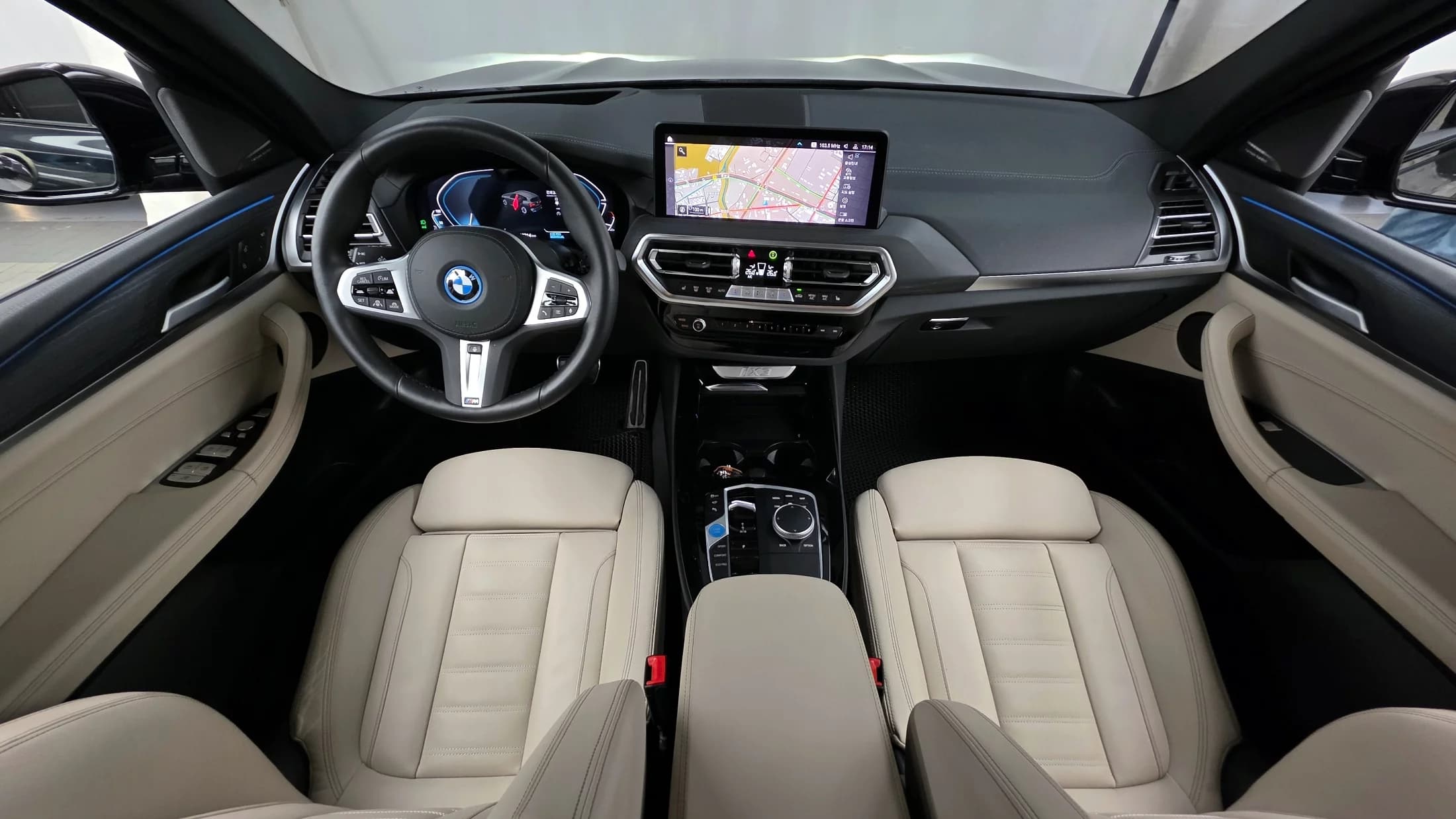BMW iX3 M Sports, электромобиль, 2025 г. 20237 км. — фото 7