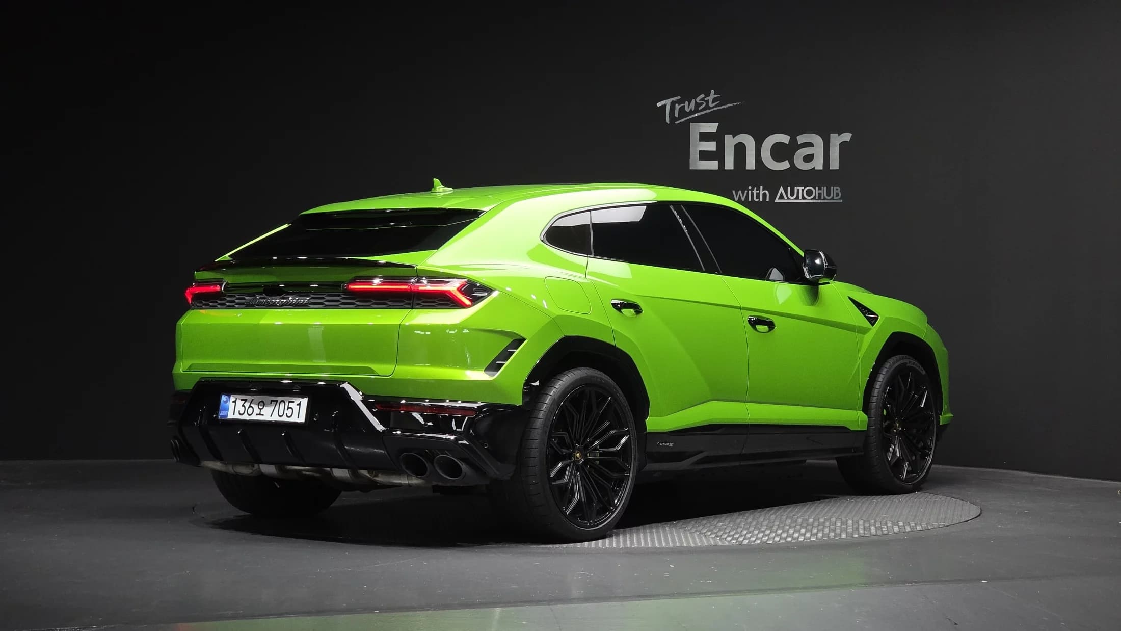 Lamborghini URUS 4.0 V8 SE, 2025 г. 1387 км. — фото 2