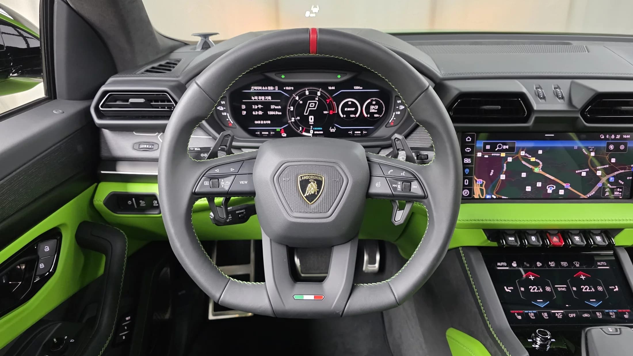 Lamborghini URUS 4.0 V8 SE, 2025 г. 1387 км. — фото 13